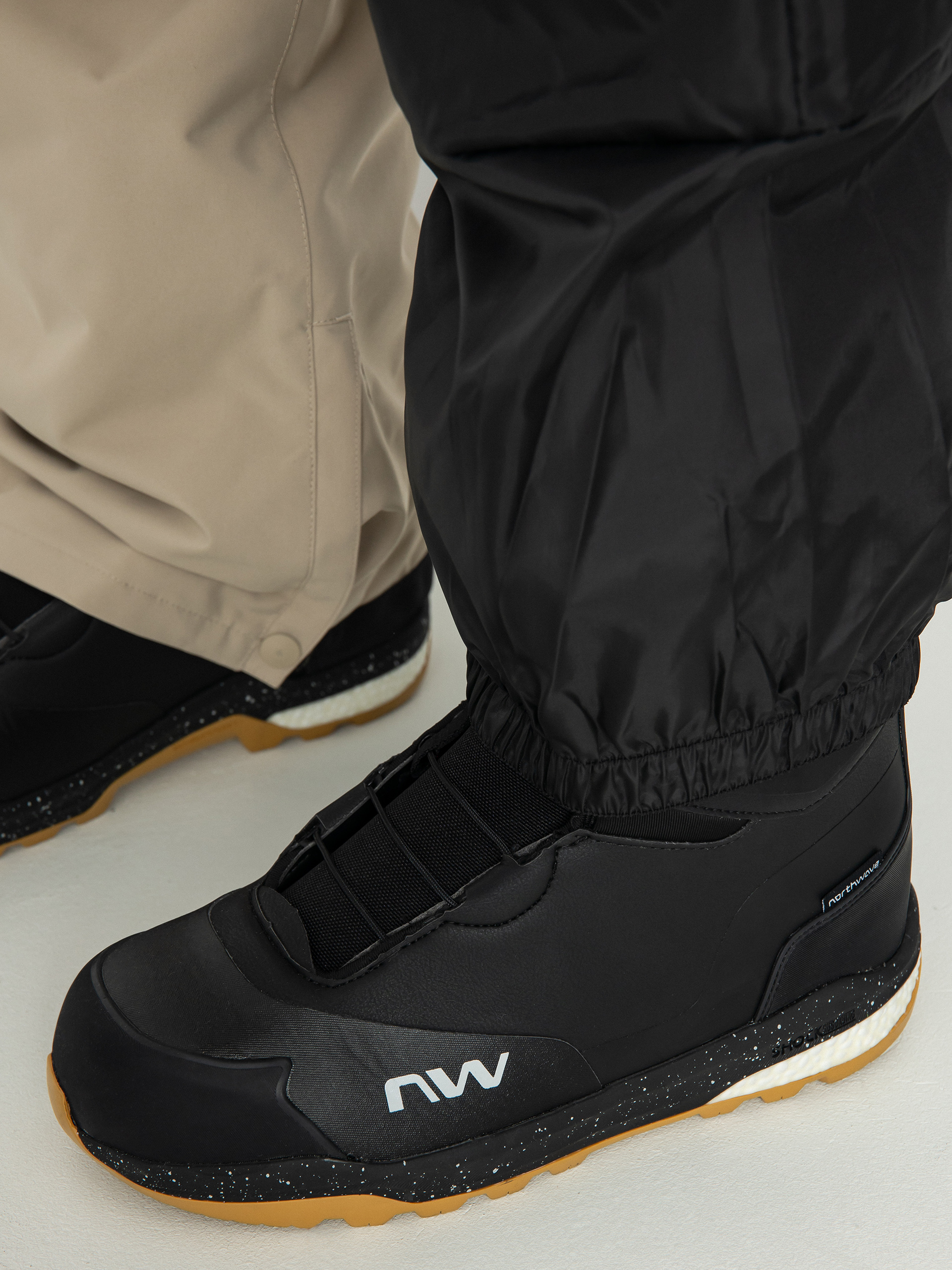 Férfi DC Snow Chino Snowboard nadrág (plaza taupe)