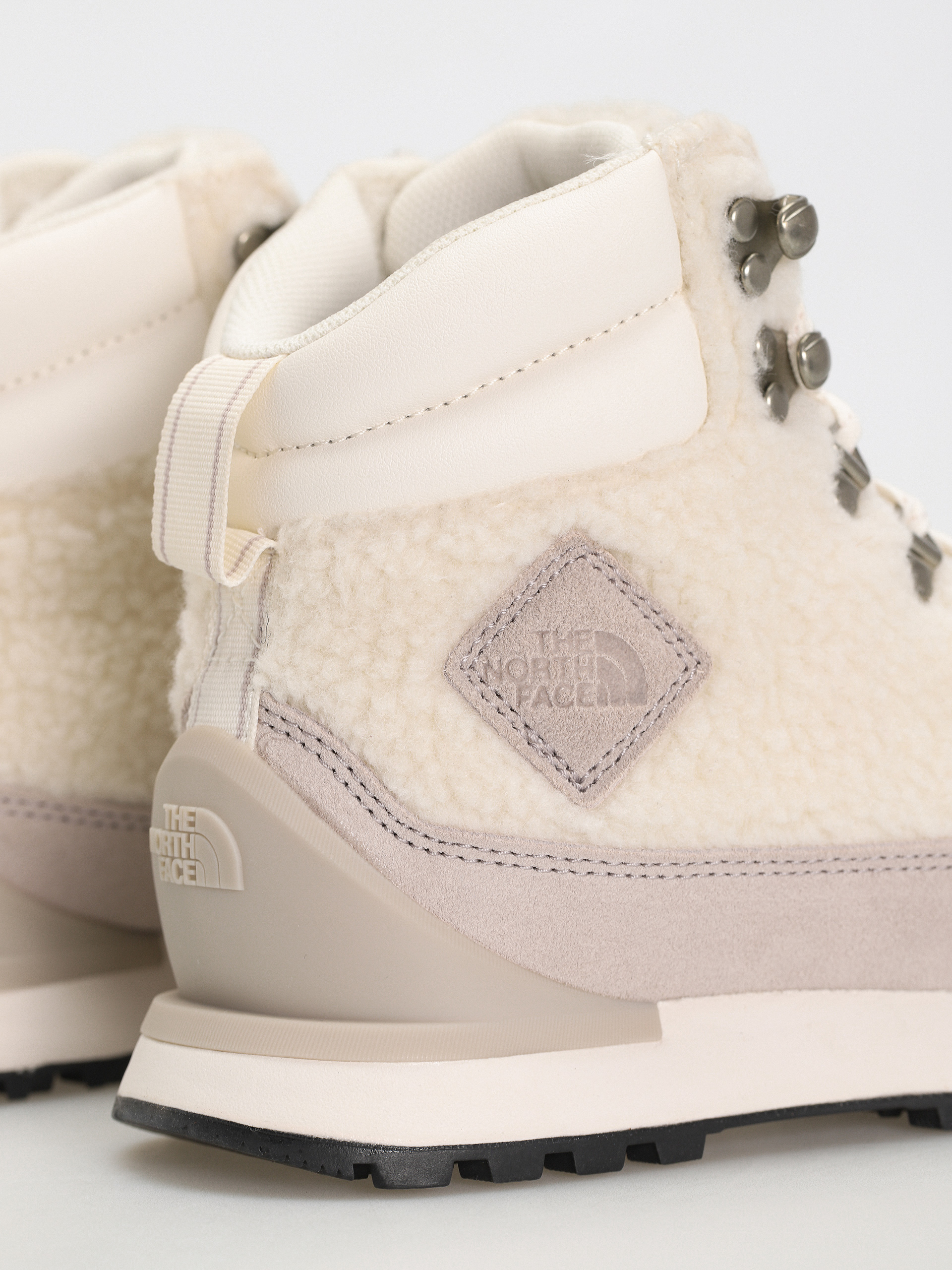 The North Face Back To Berkeley Iv High Pile Cipők Wmn (gardenia white/silvergrey)