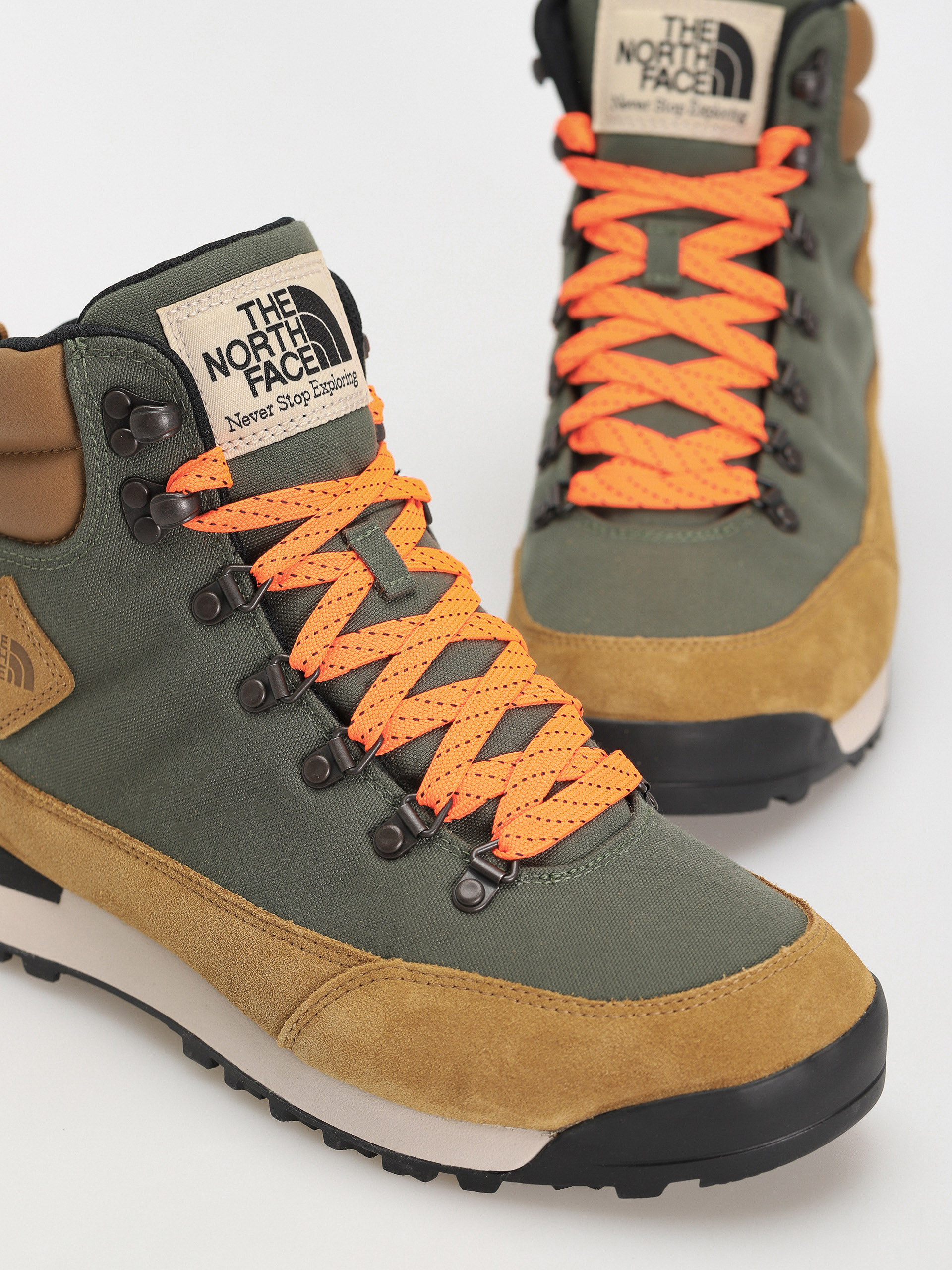 The North Face Back To Berkeley Iv Textile Wp Cipők (thyme/utility brown)