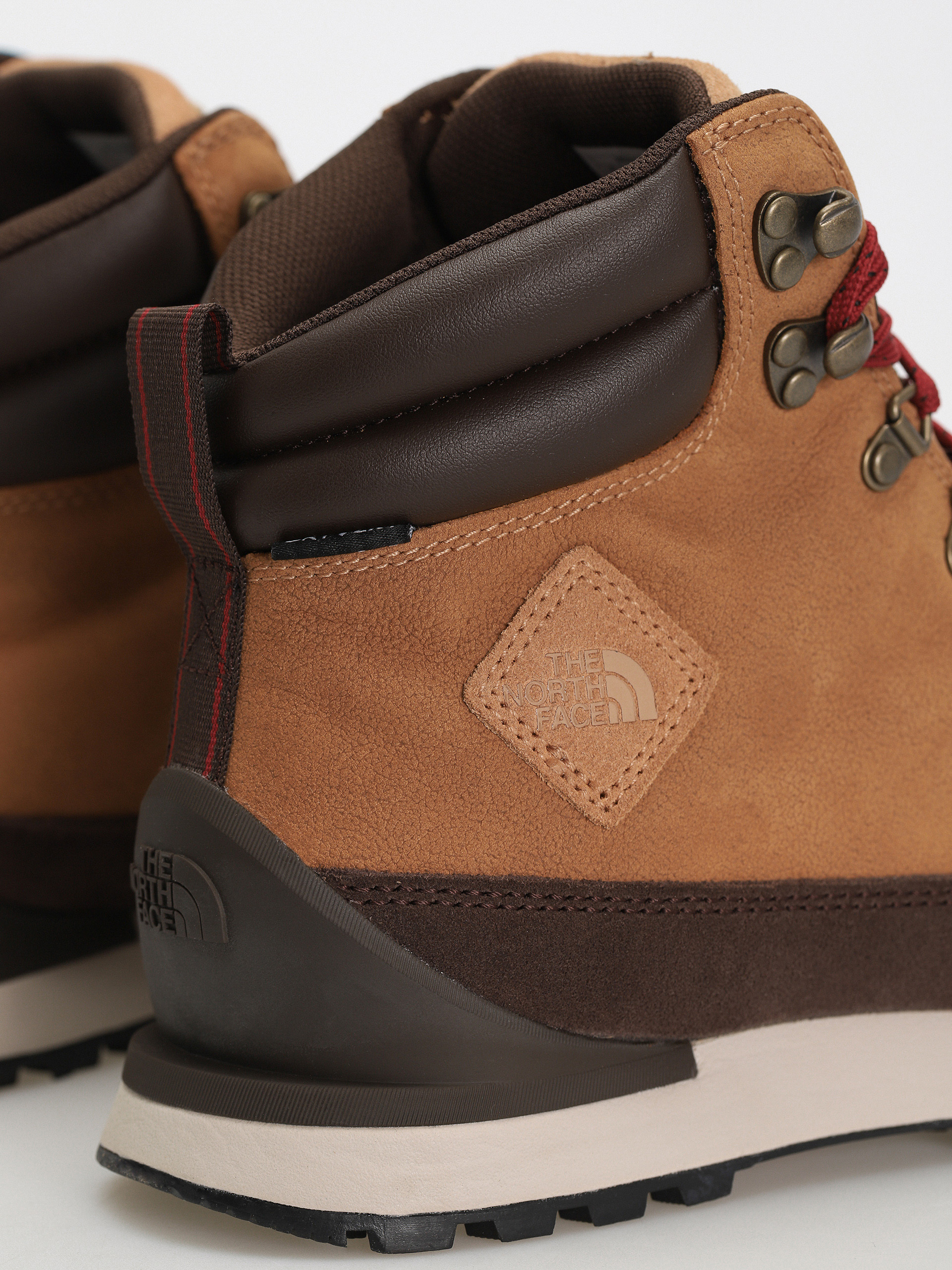 The North Face Back To Berkeley Iv Leather Wp Cipők (almond butter/demtssbrn)