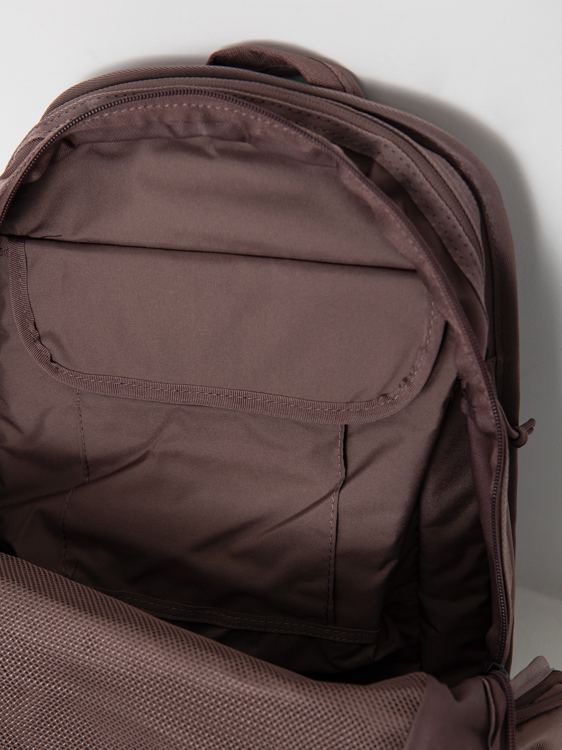 Nike SB RPM Hátizsák (plum eclipse/plum eclipse/anthracite)