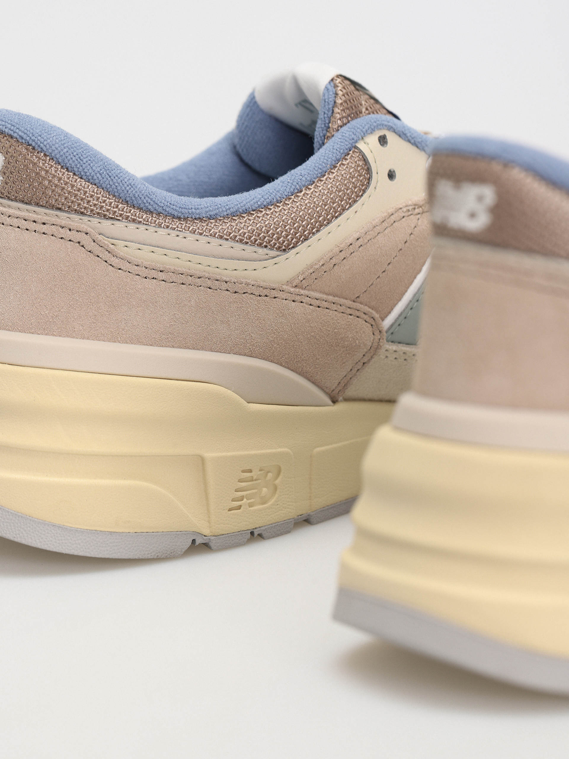 New Balance 997 Cipők (driftwood)