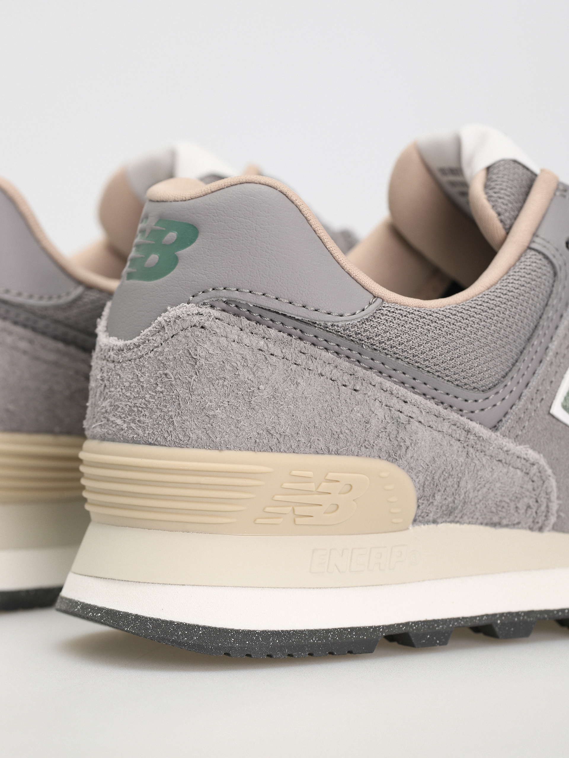 New Balance 574 Cipők Wmn (magnet)