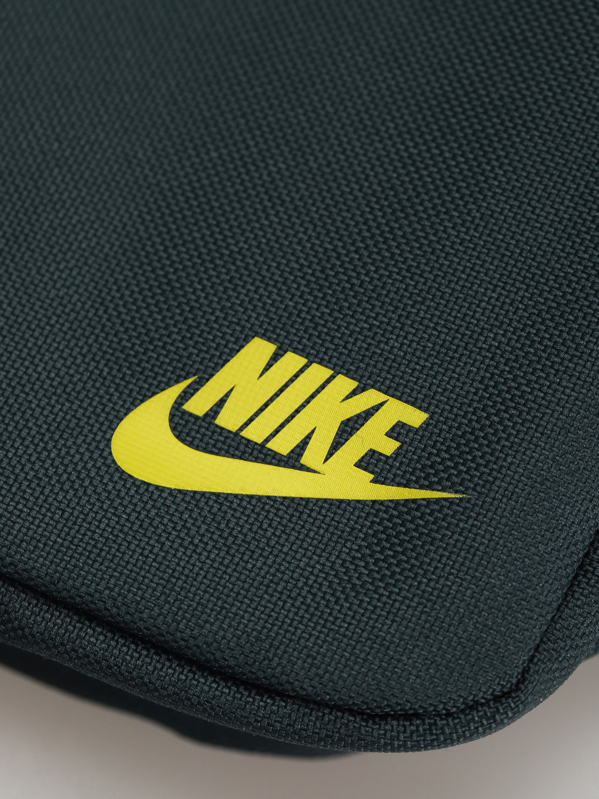 Nike SB Heritage Crossbody Táska (deep jungle/high voltage)