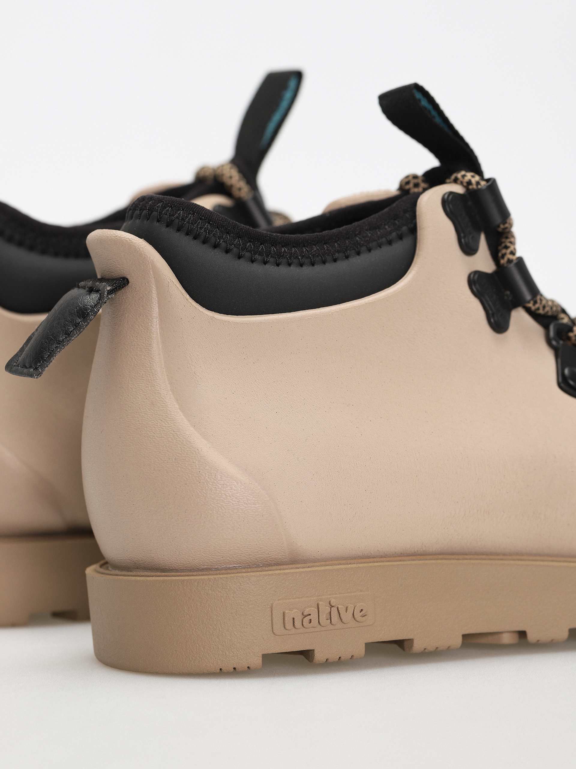 Native Fitzsimmons Citylite Téli cipők (flax tan/flax tan/jiffy black)