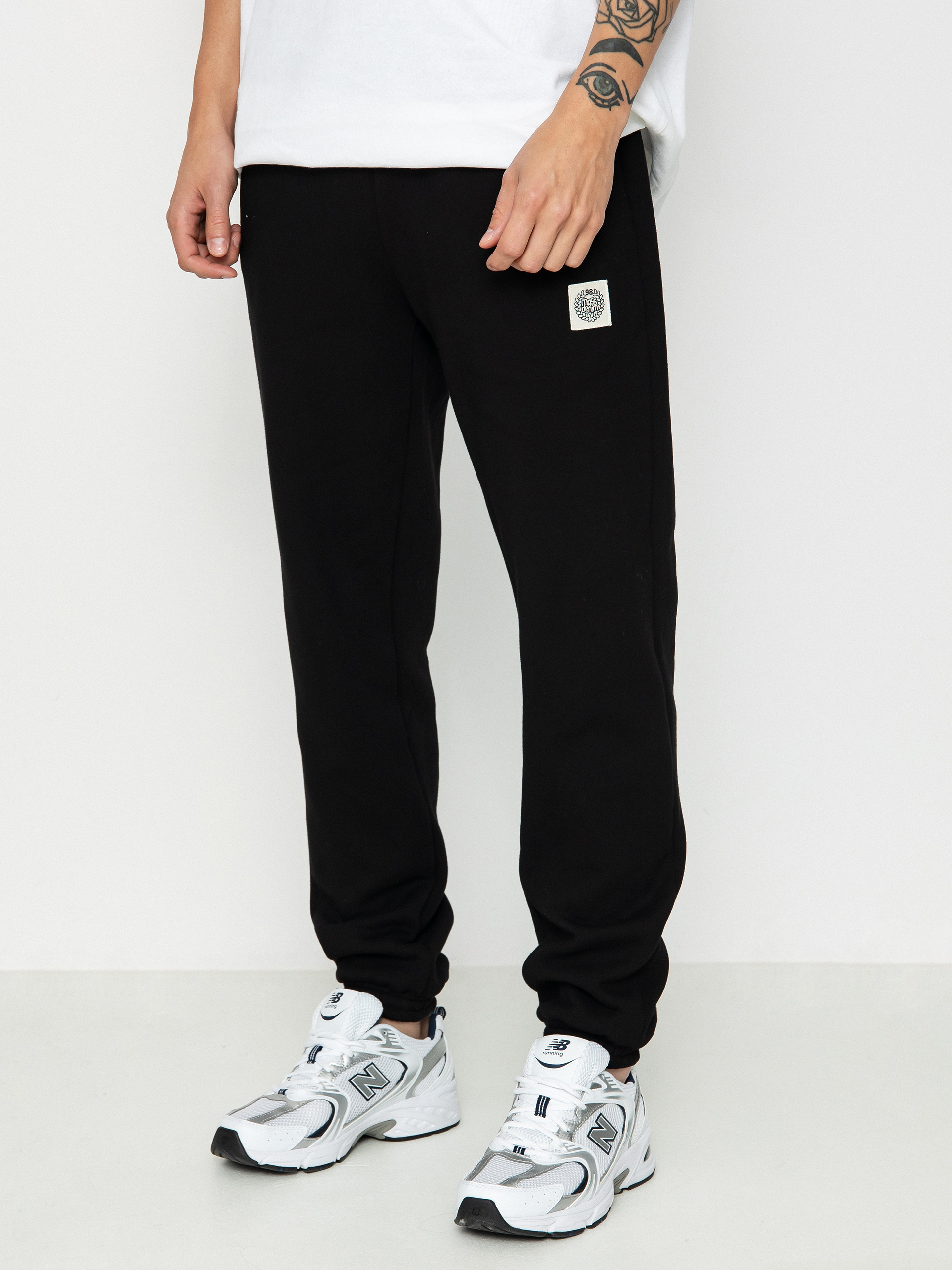 MassDnm Patch Straight Fit Kisnadrág (black)