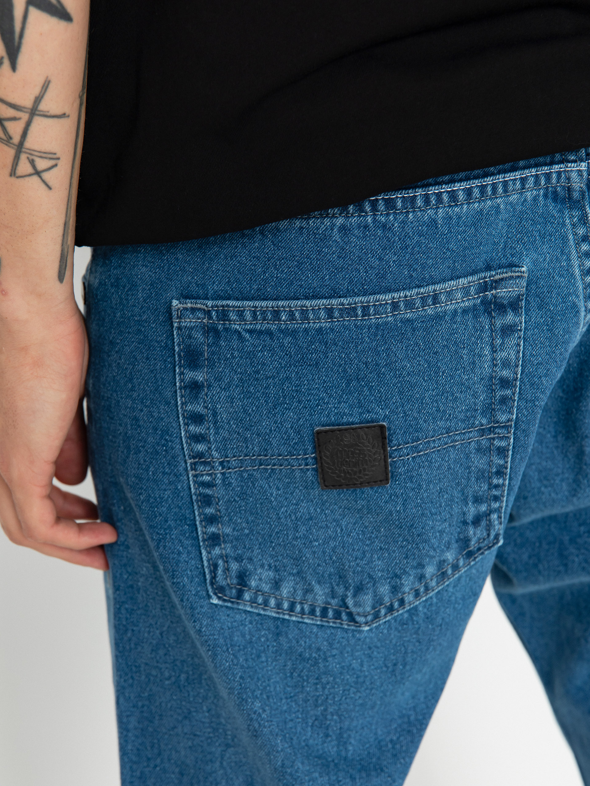 MassDnm Base Jeans Regular Fit Kisnadrág (blue)