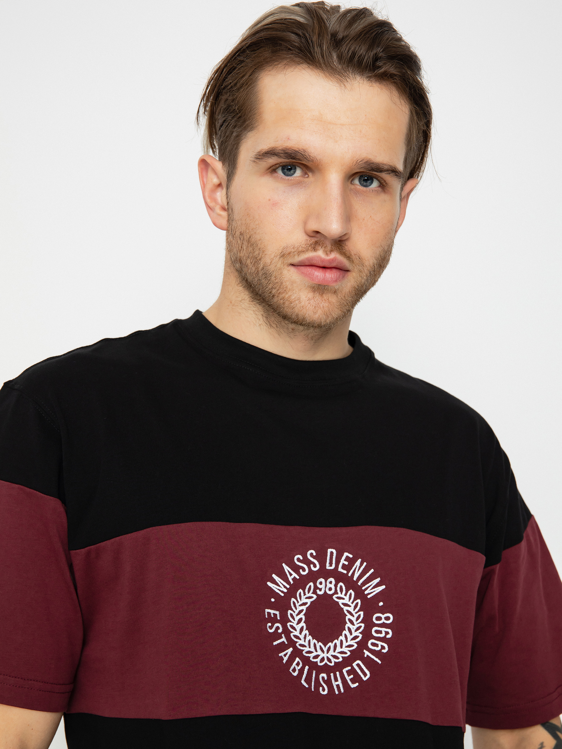 MassDnm Elementary póló (black)