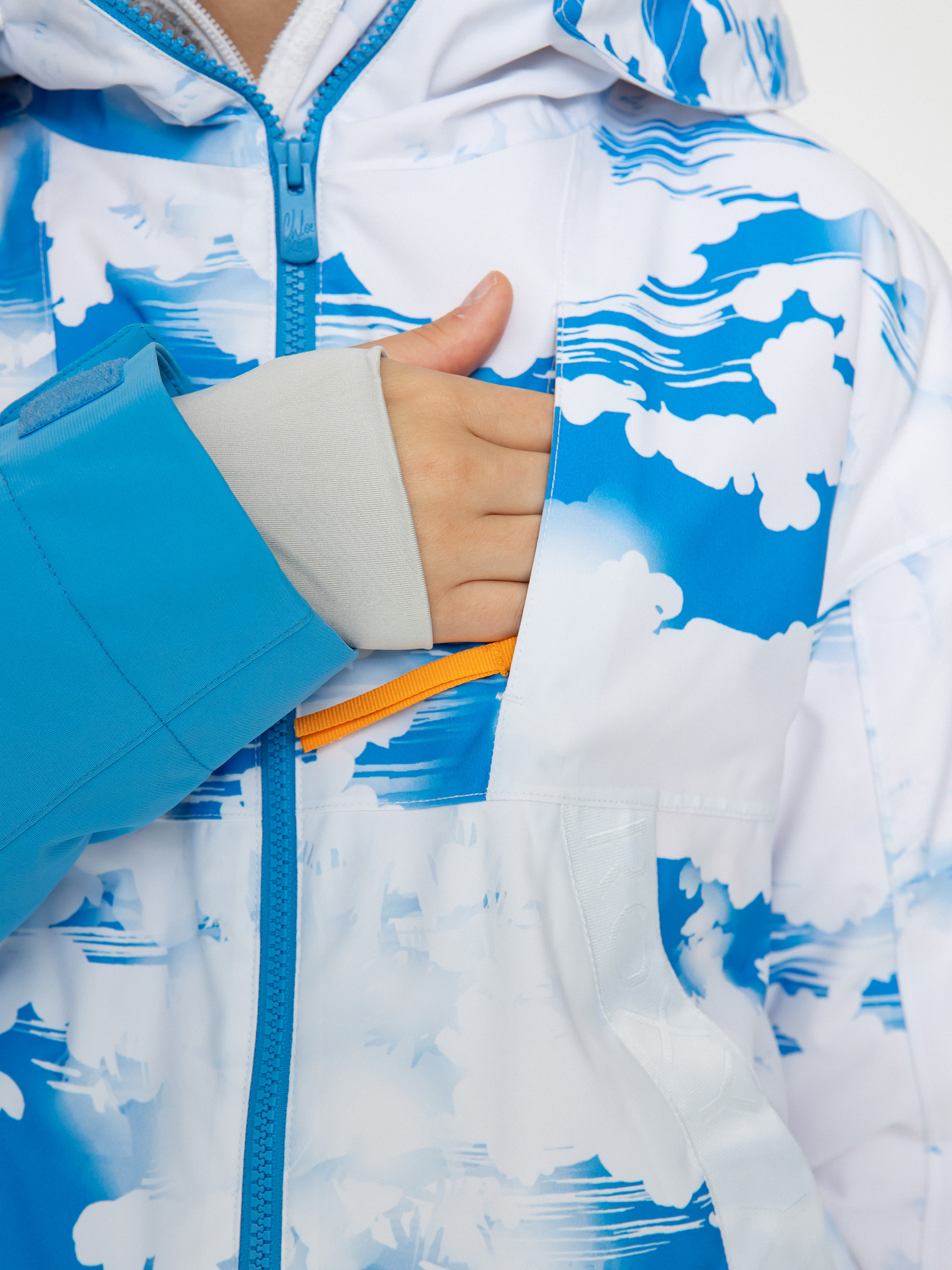 Női Roxy Chloe Kim Snowboard dzseki (azure blue clouds)