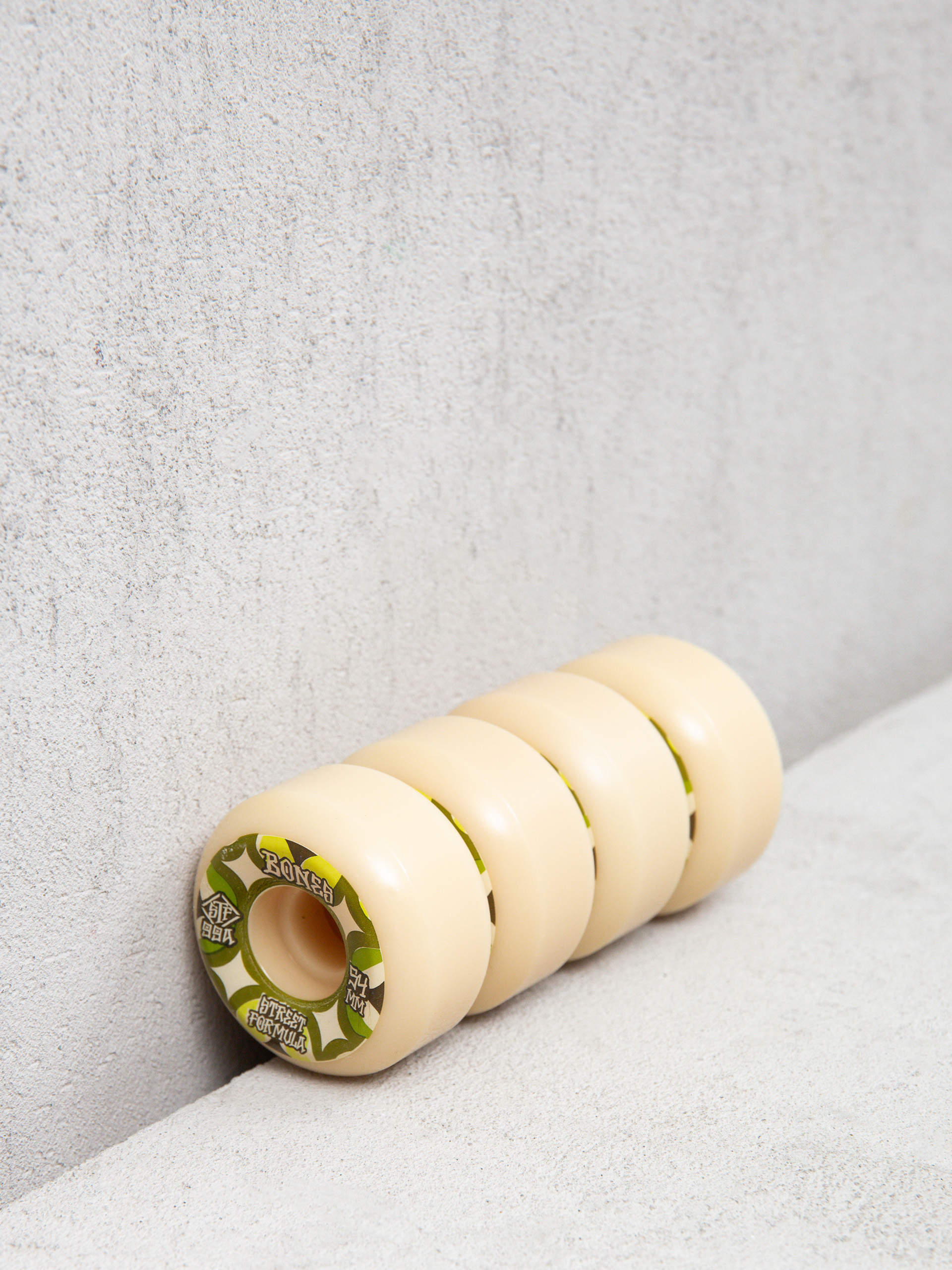 Bones Retros STF V5 Sidecut 99A Gördeszka kerék (white)