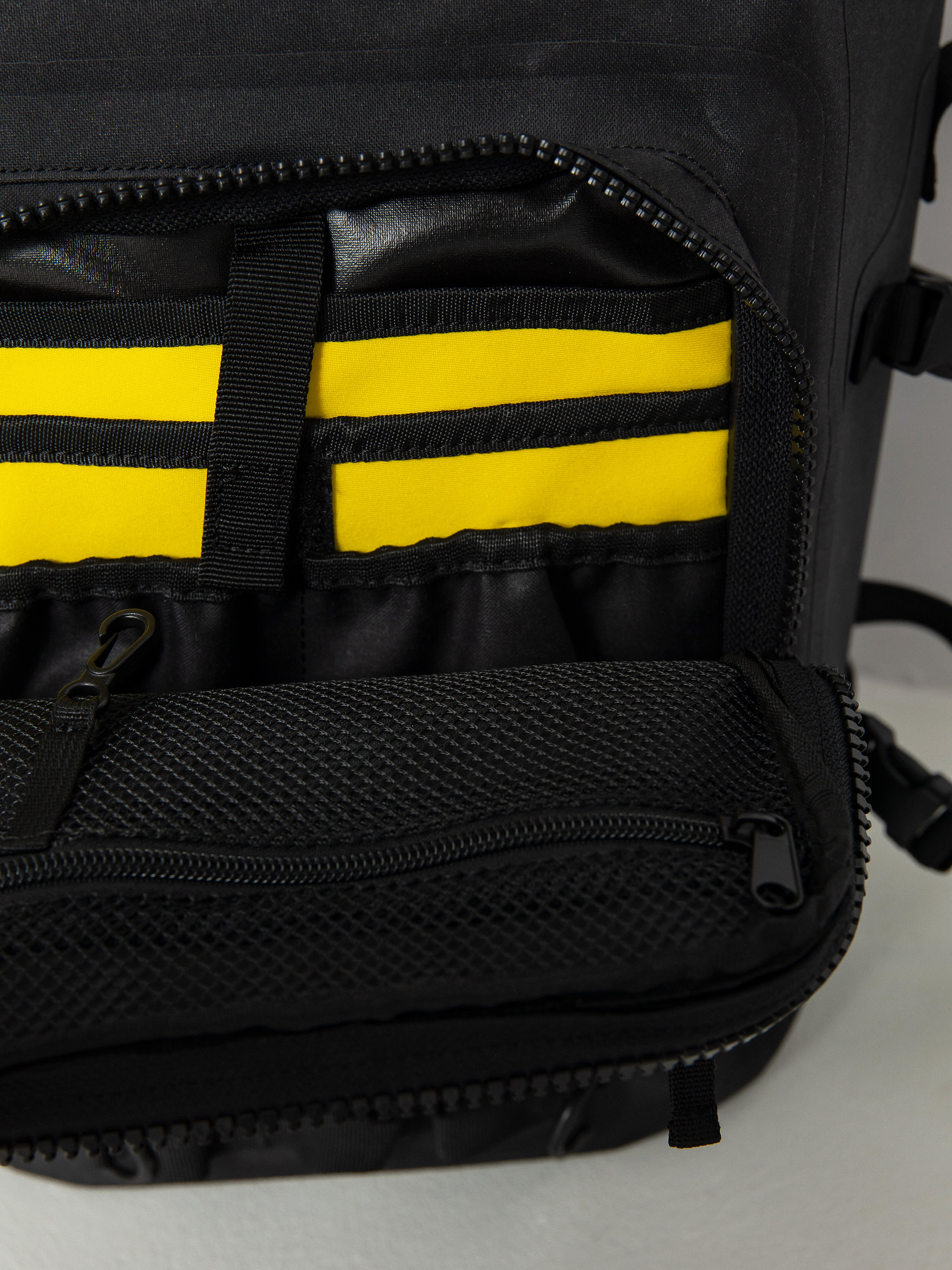 RVCA Weld Pack Hátizsák (black)