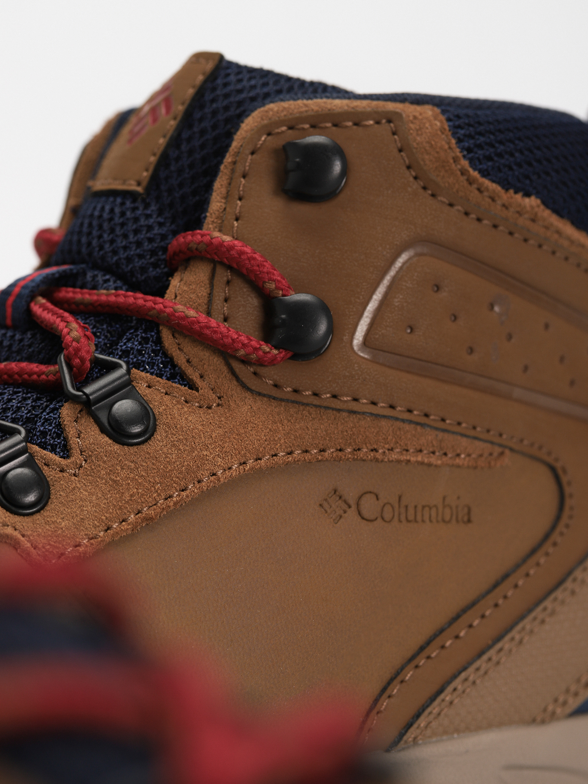 Columbia Newton Ridge Plus II Waterproof Cipők (light brown/red velvet)