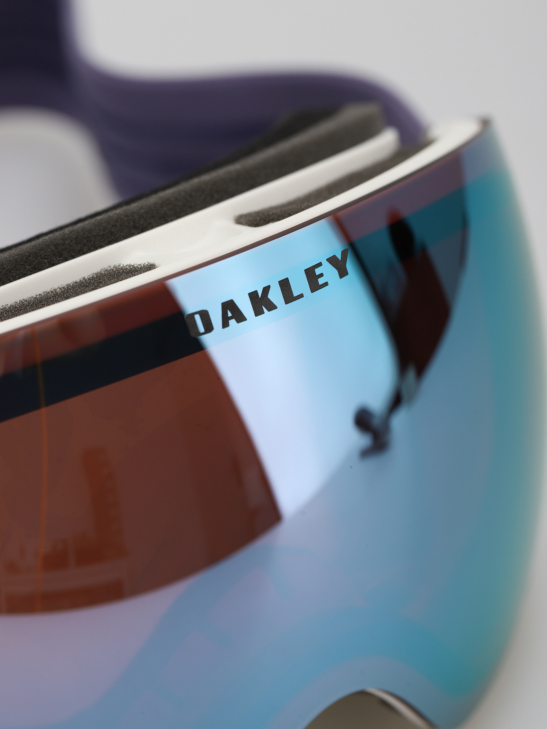 Oakley Flight Deck M Snowboard szemüveg (matte lilac/prizm sapphire iridium)