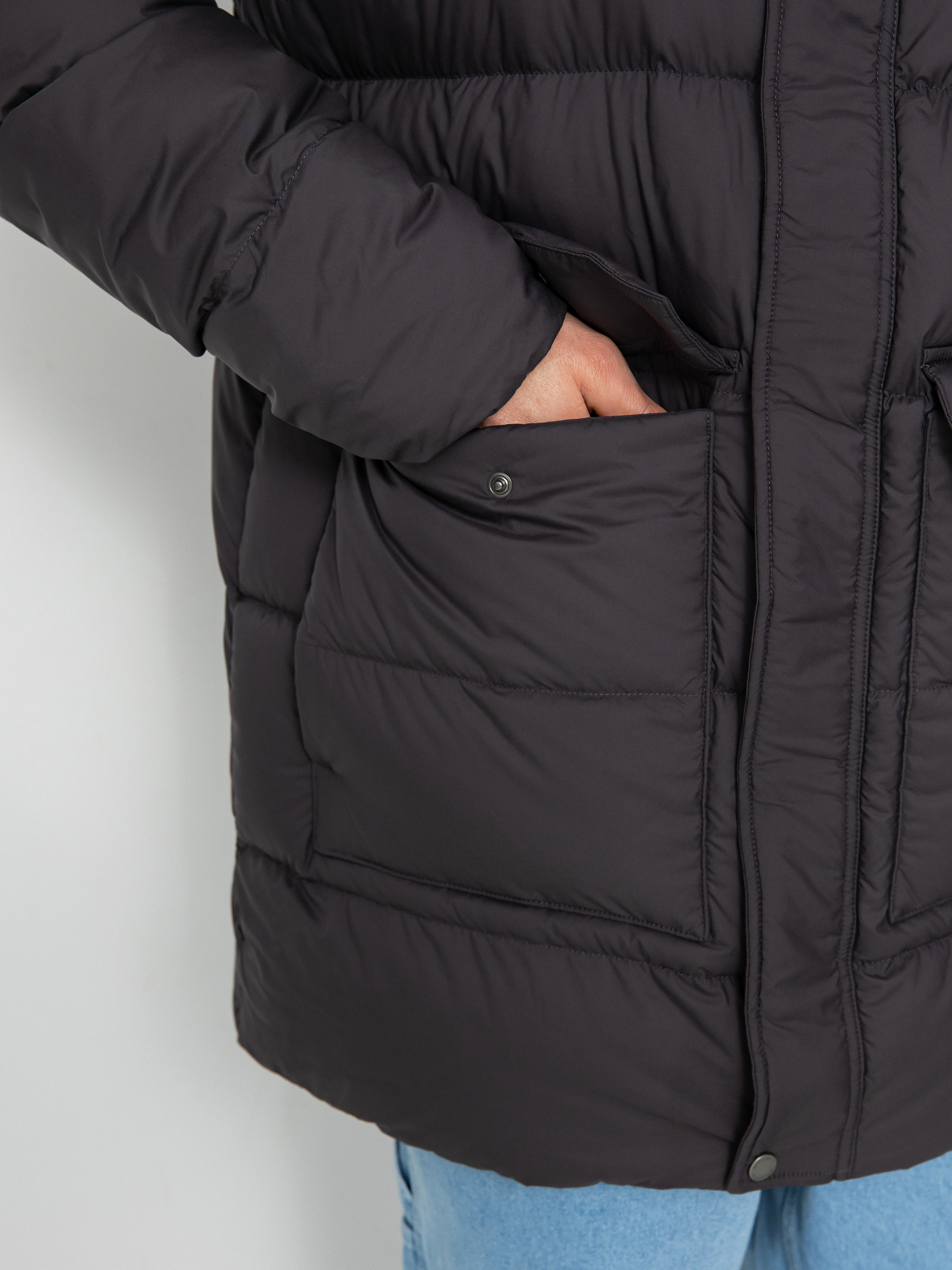 Patagonia Silent Down Parka Dzseki (ink black)