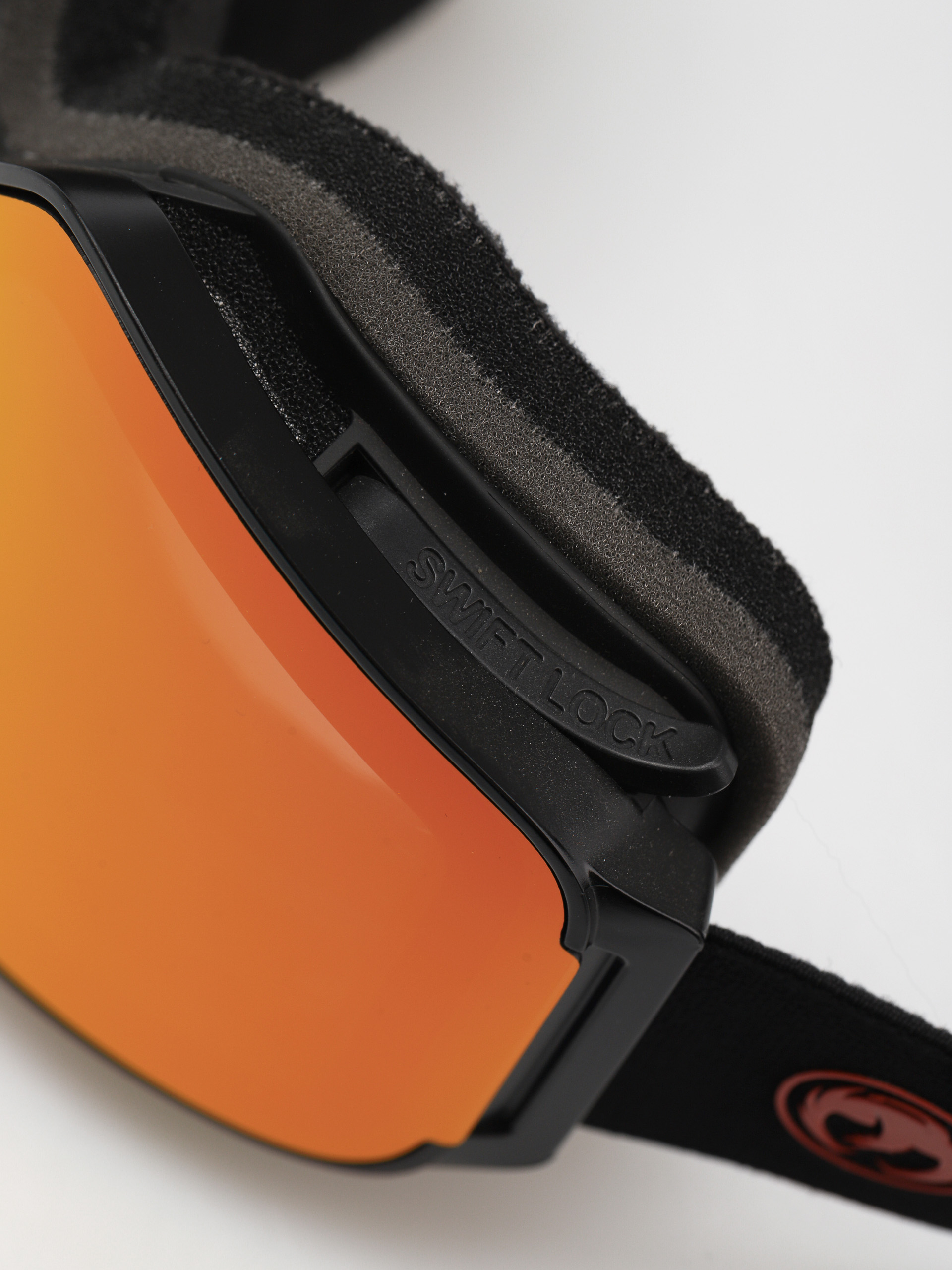 Dragon NFX MAG OTG Snowboard szemüveg (30yrs/lumalens red ion/lumalens light rose)