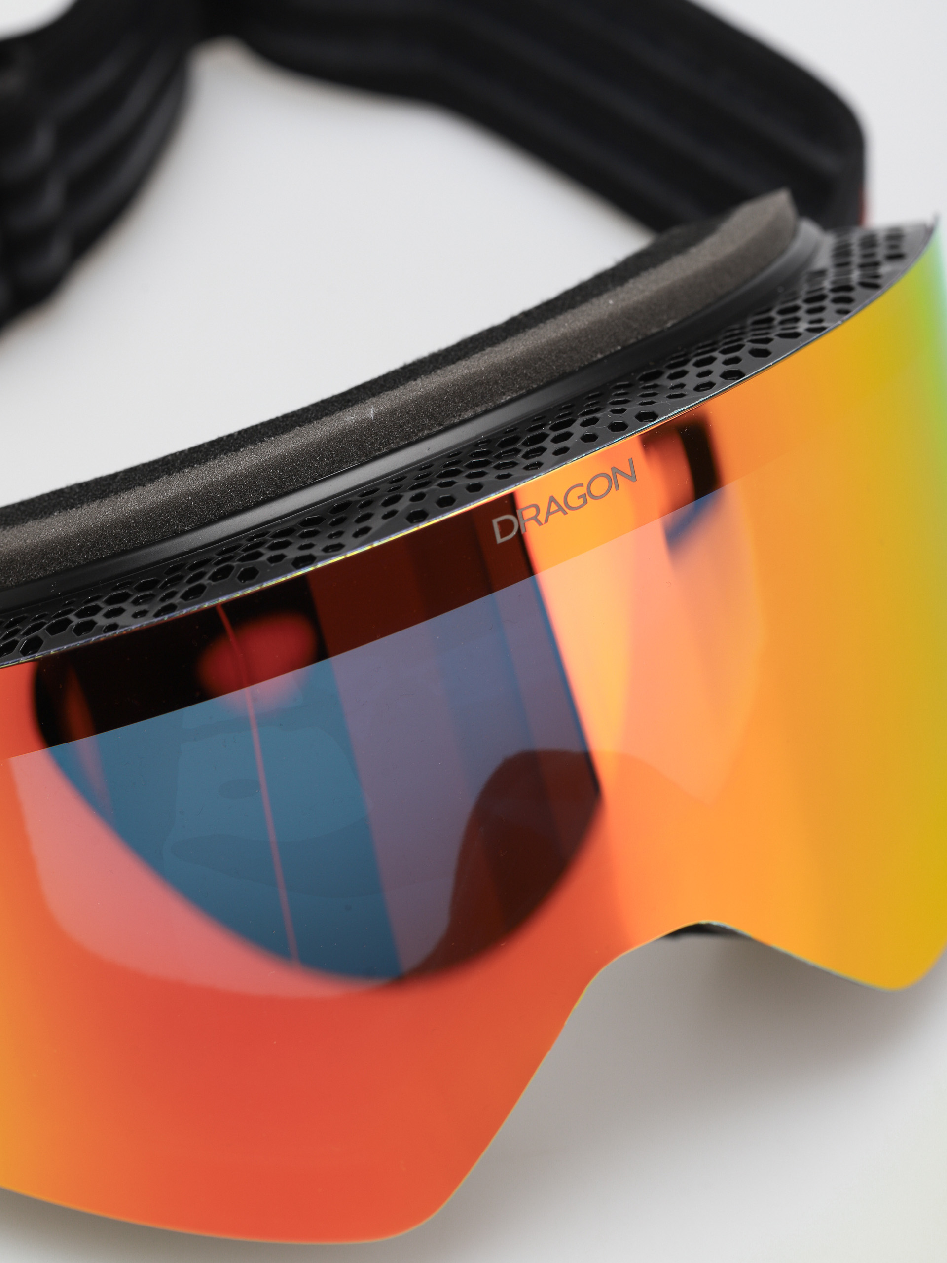 Dragon R1 OTG Snowboard szemüveg (30yrs/lumalens red ion/lumalens light rose)