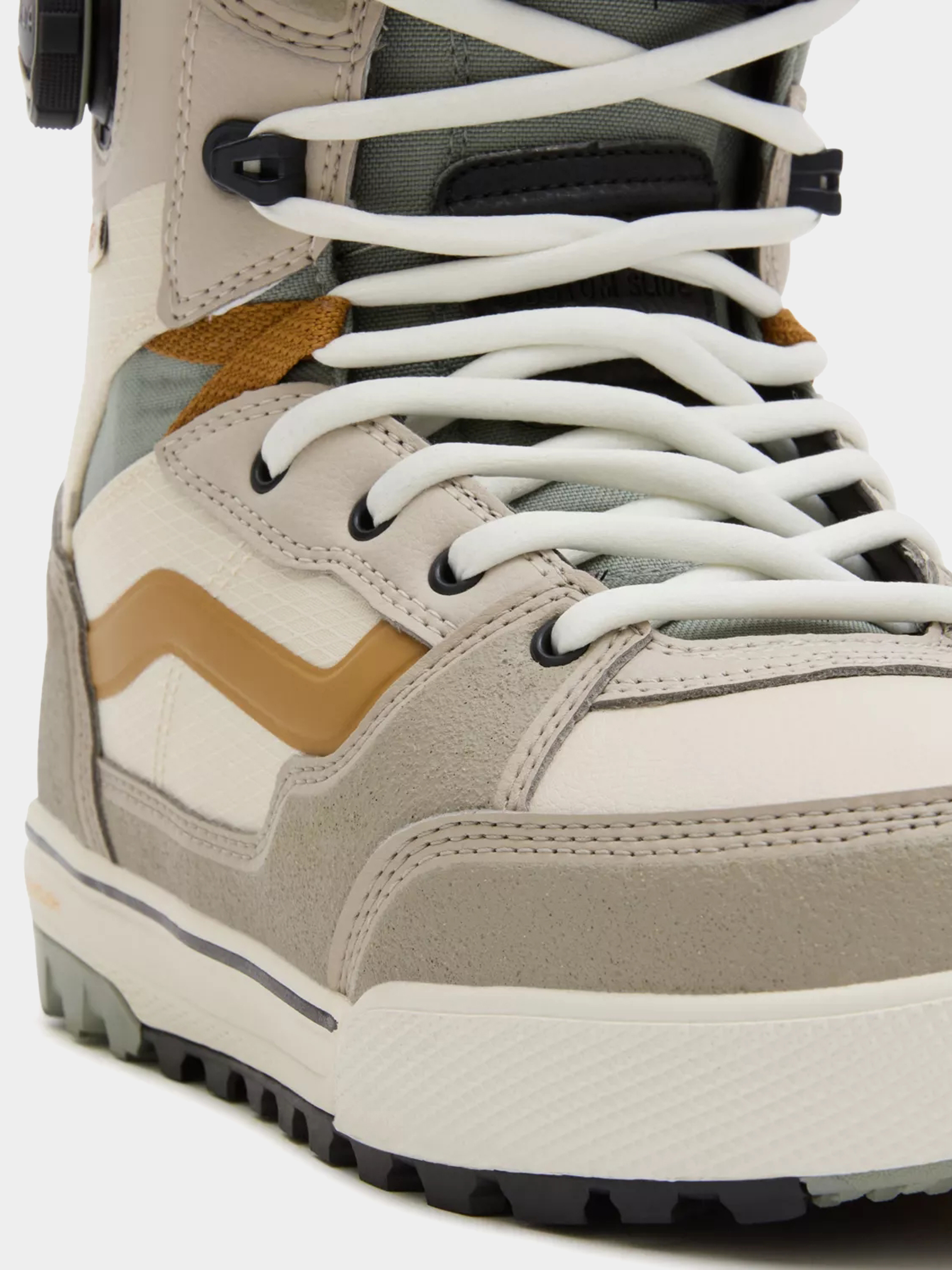 Férfi Vans Invado Pro Snowboard cipők (darrell mathes beige/khaki)