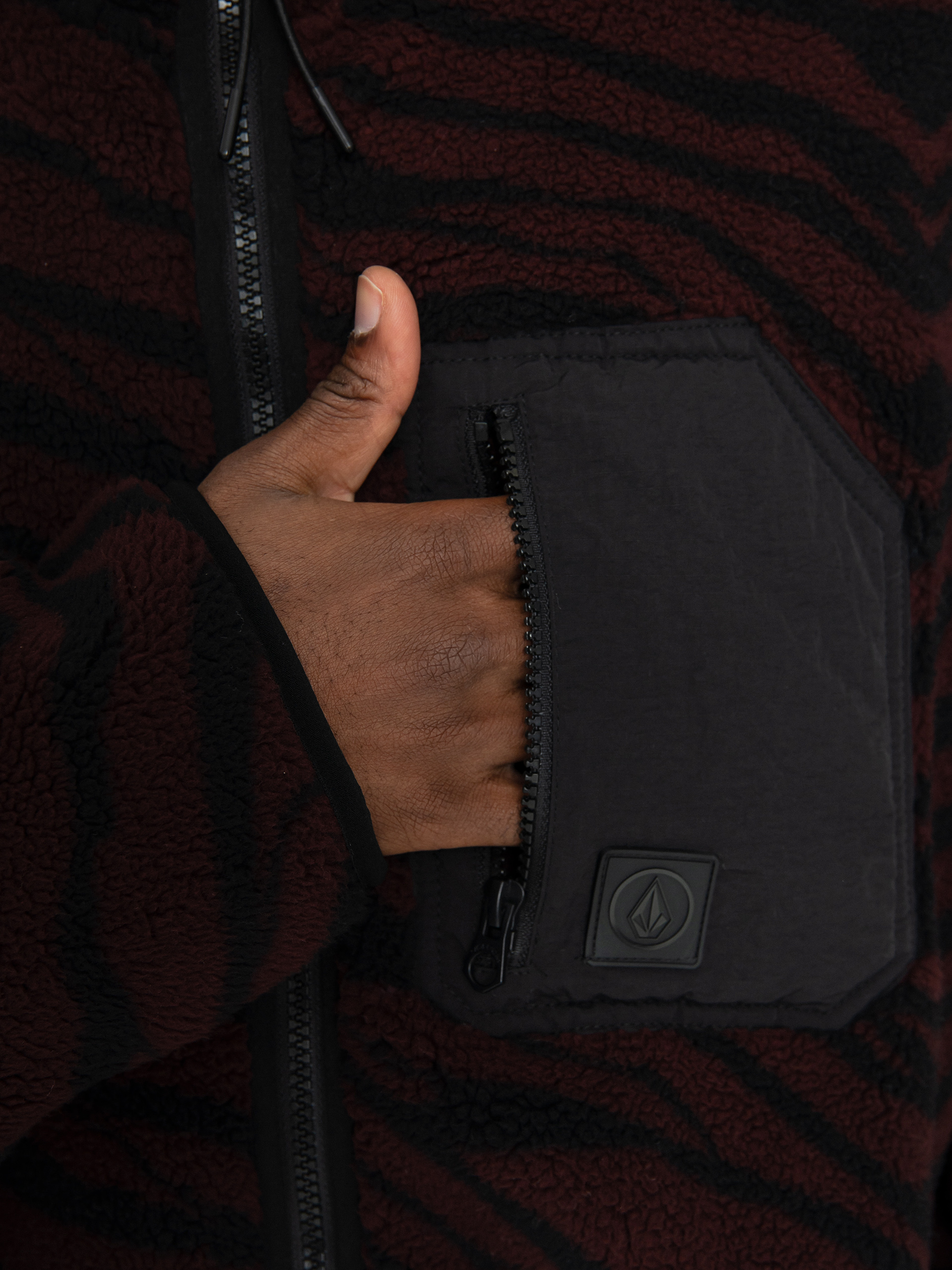 Férfi Volcom Muzzer Fuzzar Zip Polár pulóver (bitter chocolate)