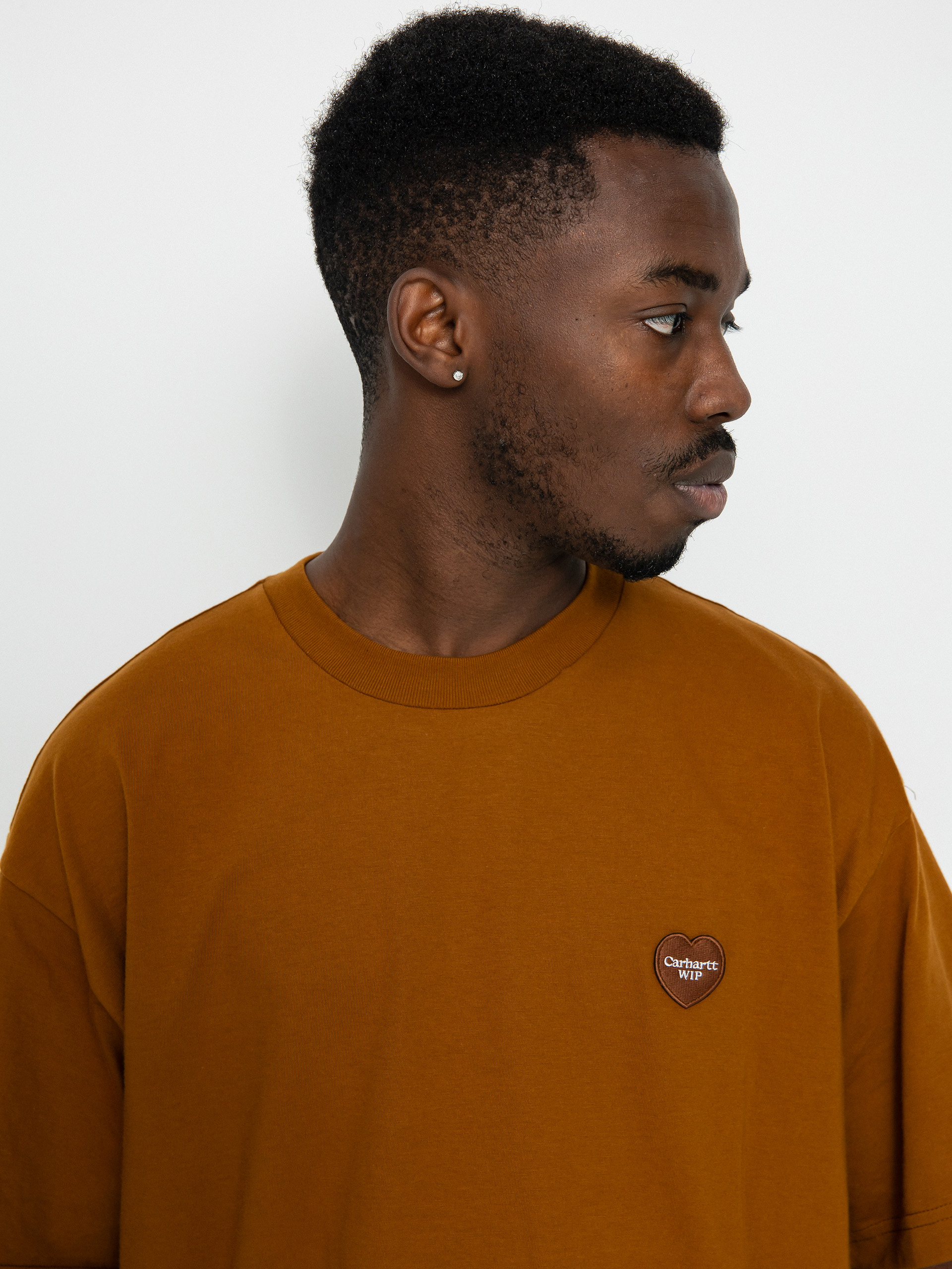 Carhartt WIP Heart Patch Póló (deep h brown)