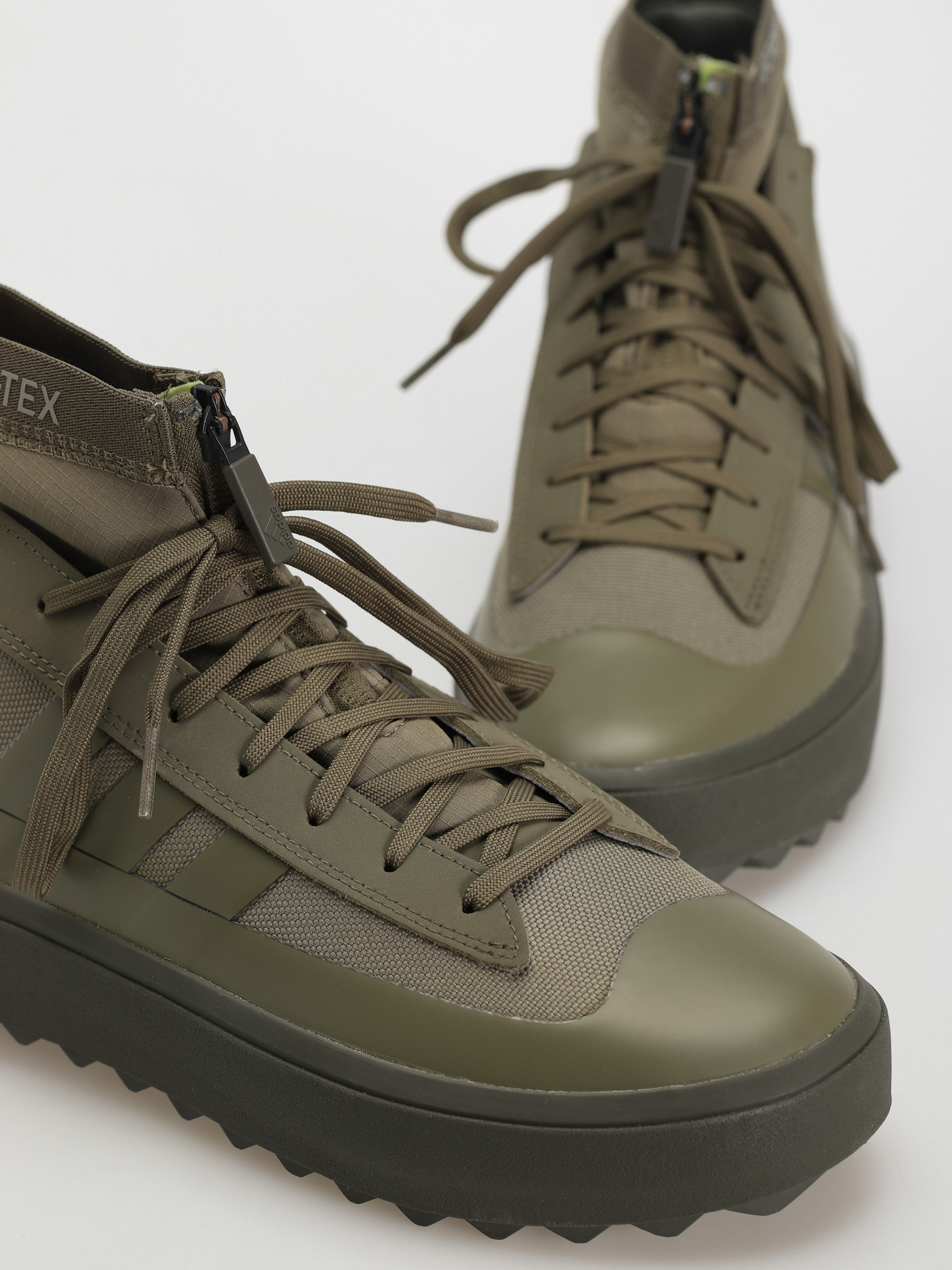 adidas Originals Znsored Hi Gtx Cipők (olistr/olistr/shaoli)