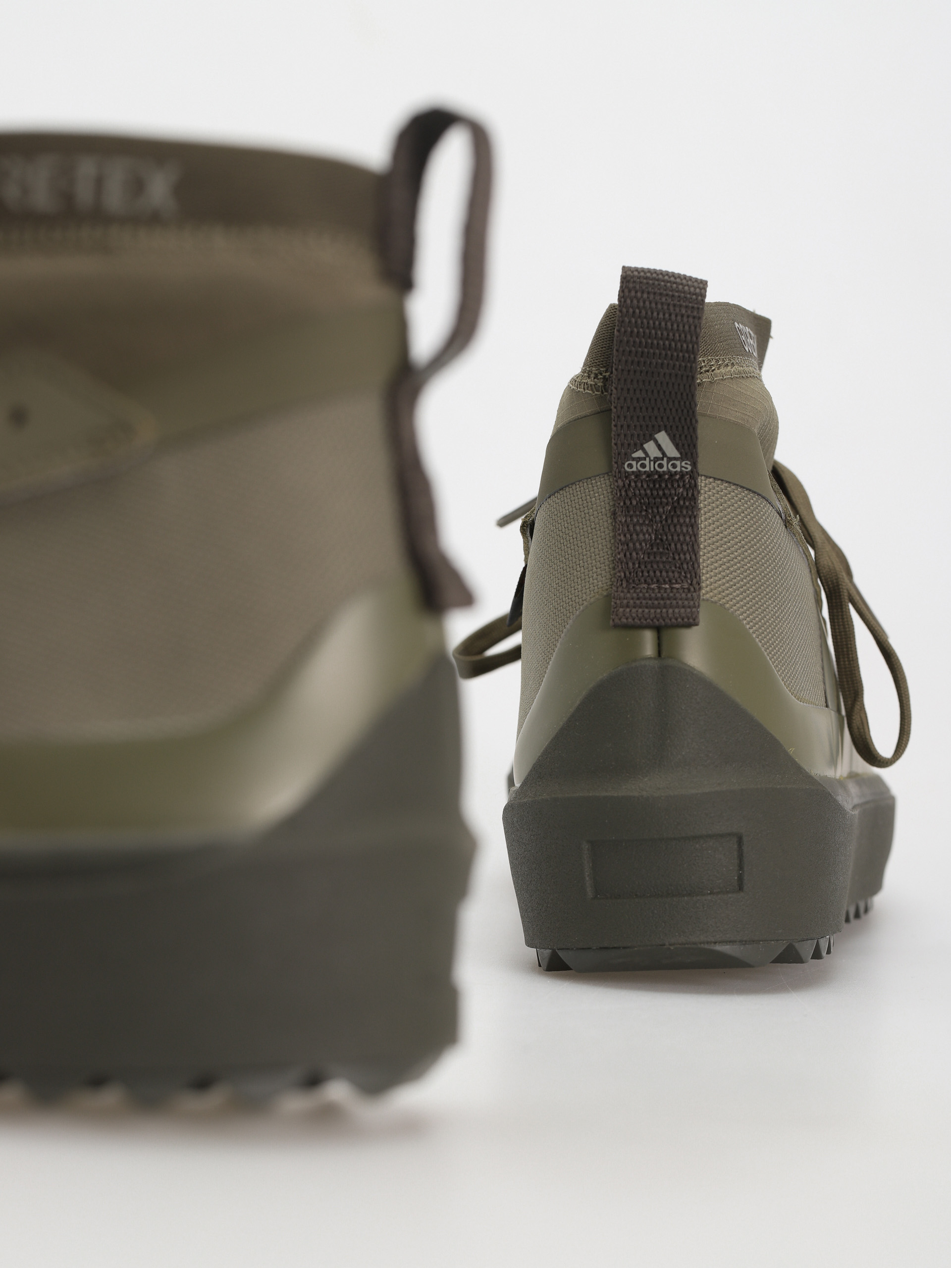 adidas Originals Znsored Hi Gtx Cipők (olistr/olistr/shaoli)