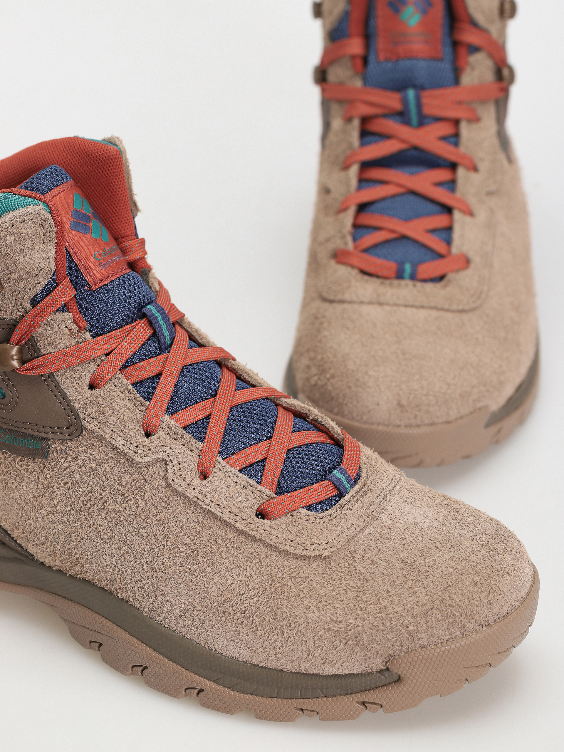 Columbia Newton Ridge Bc Cipők (ash brown/waterfall)