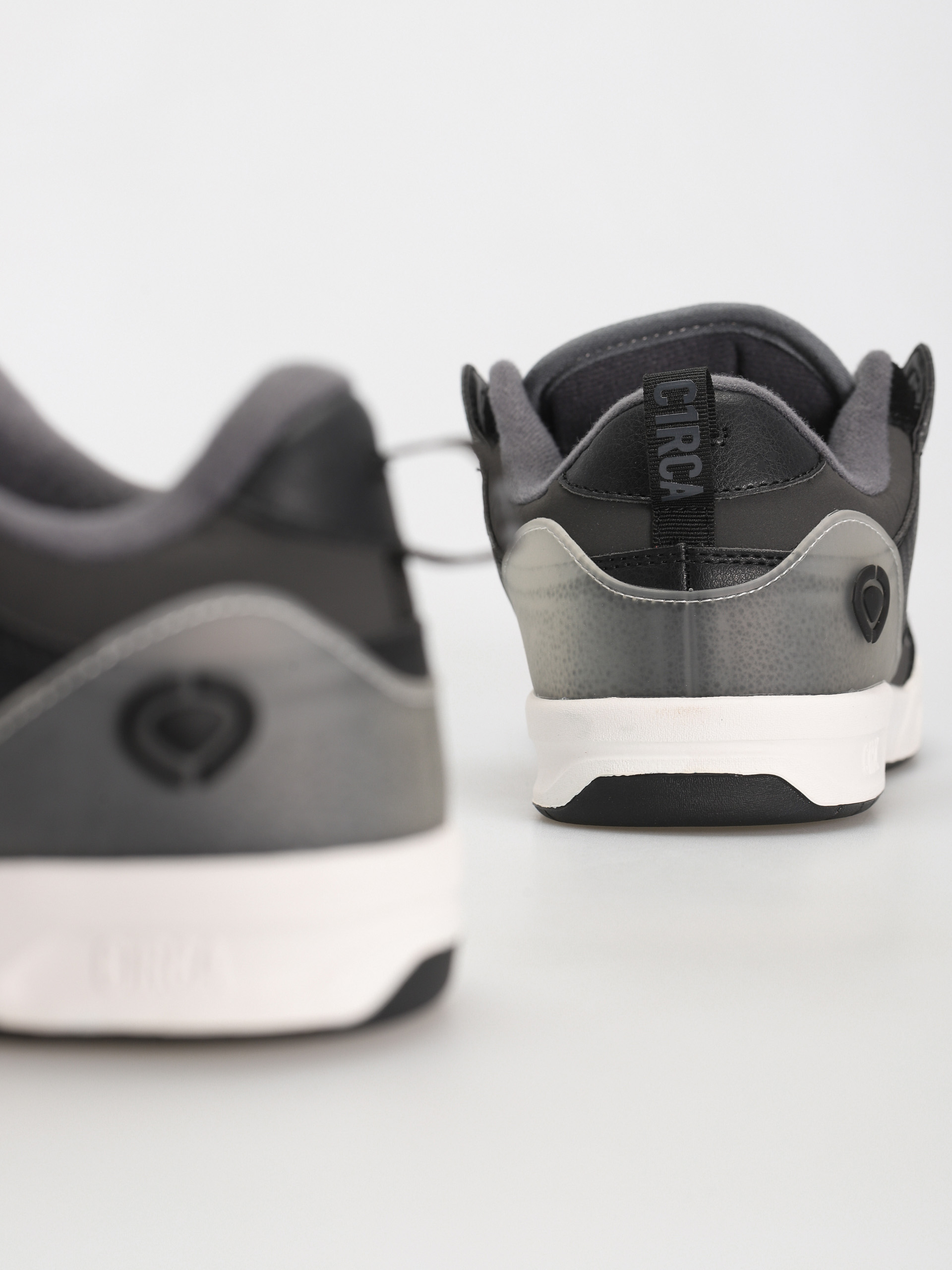 Circa Tave Tt Cipők (shoe/dark shadow)