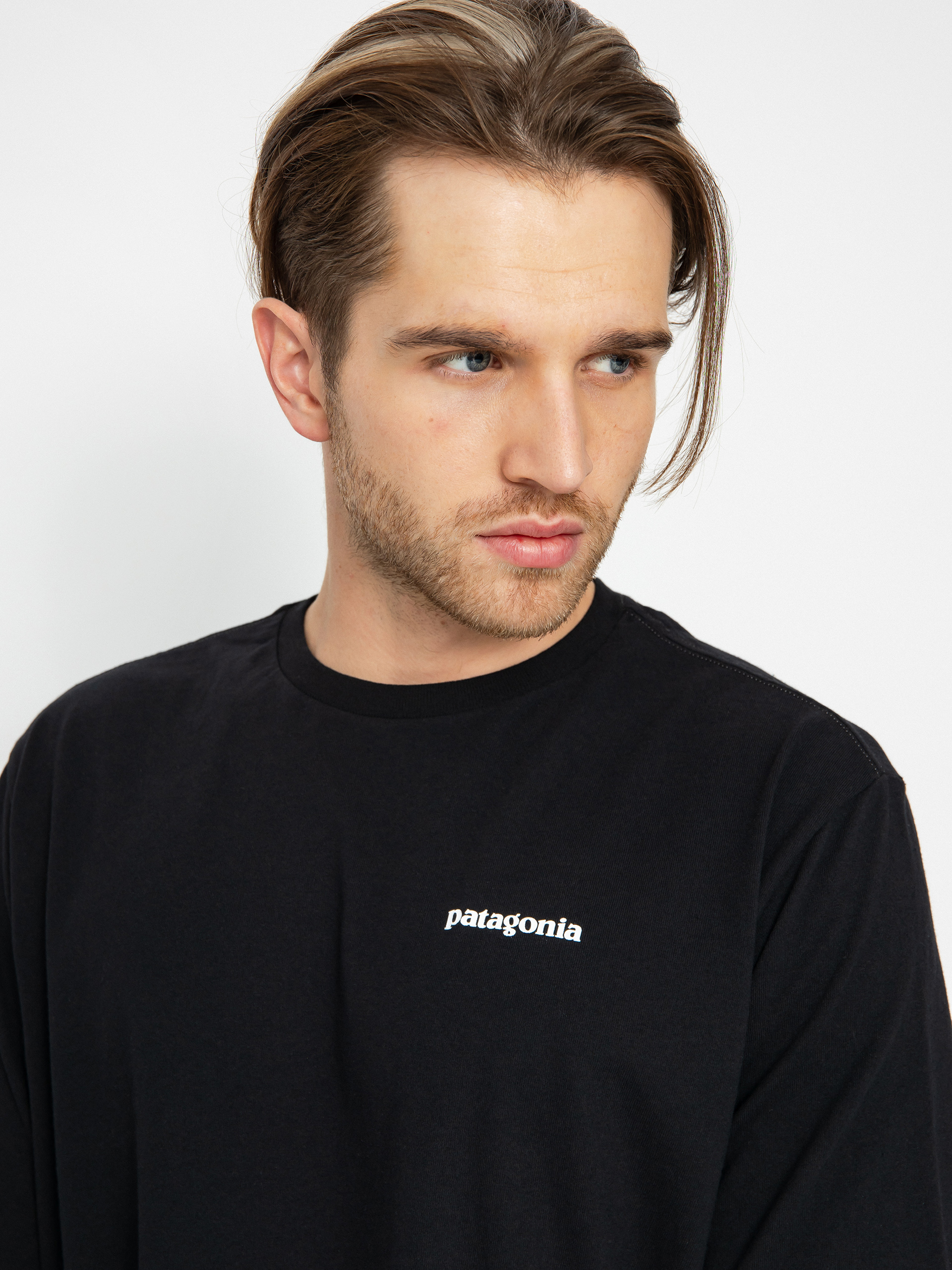 Patagonia P6 Logo Responsibili Ujjatlan felső (black)