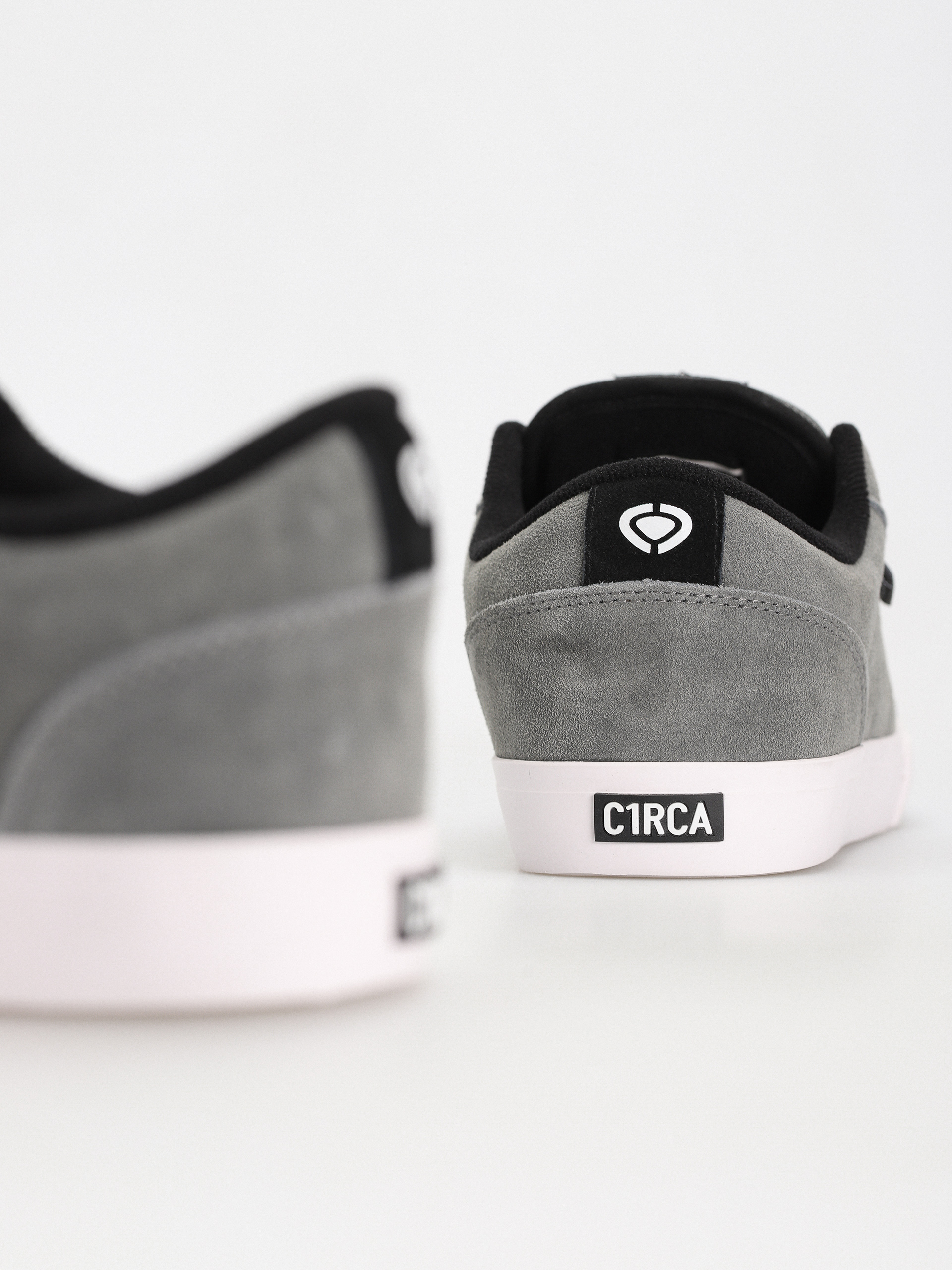 Circa Cero Cipők (dark shadow/black/white)