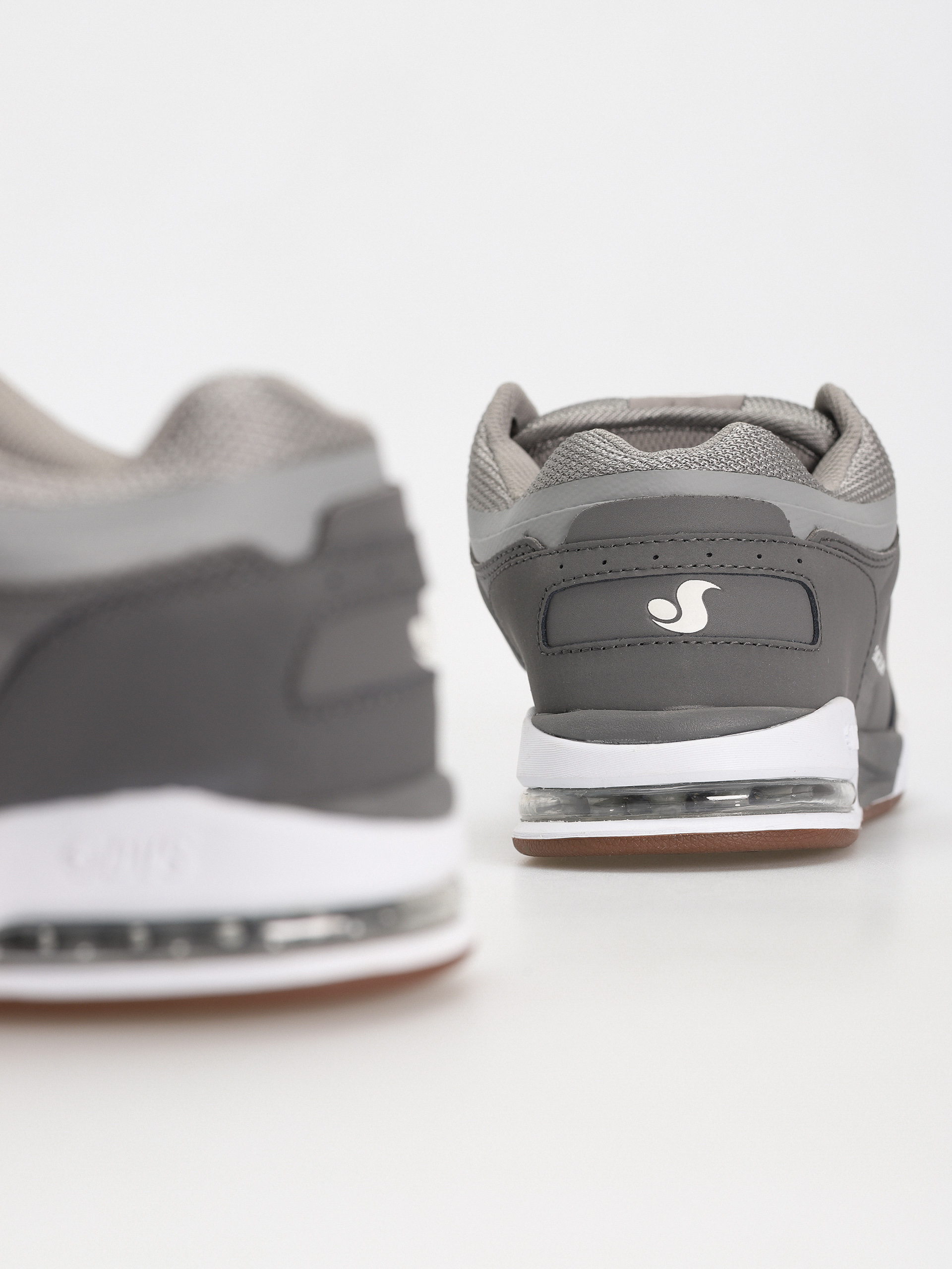 DVS Tycho Cipők (charcoal gray white nubuck)