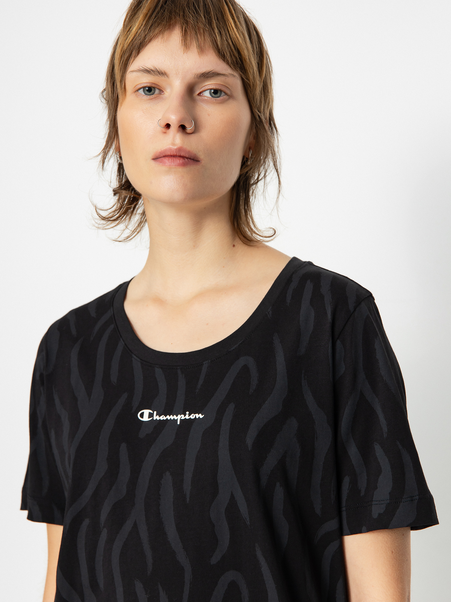 Champion Legacy Crewneck T-Shirt 116915 Póló Wmn (nbk/allover)