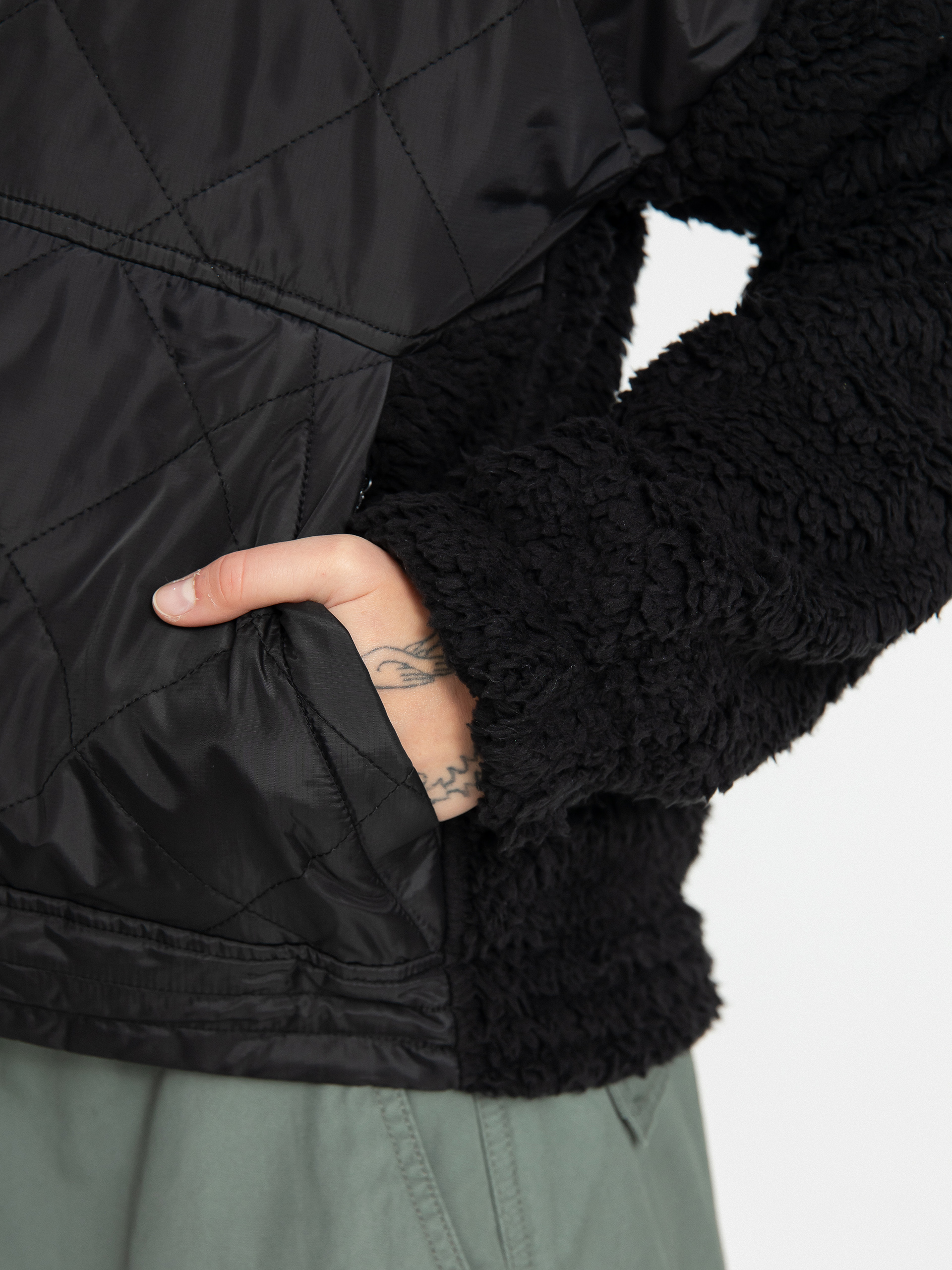 Volcom snowboardowa Ferron Pullover Dzseki Wmn (black)