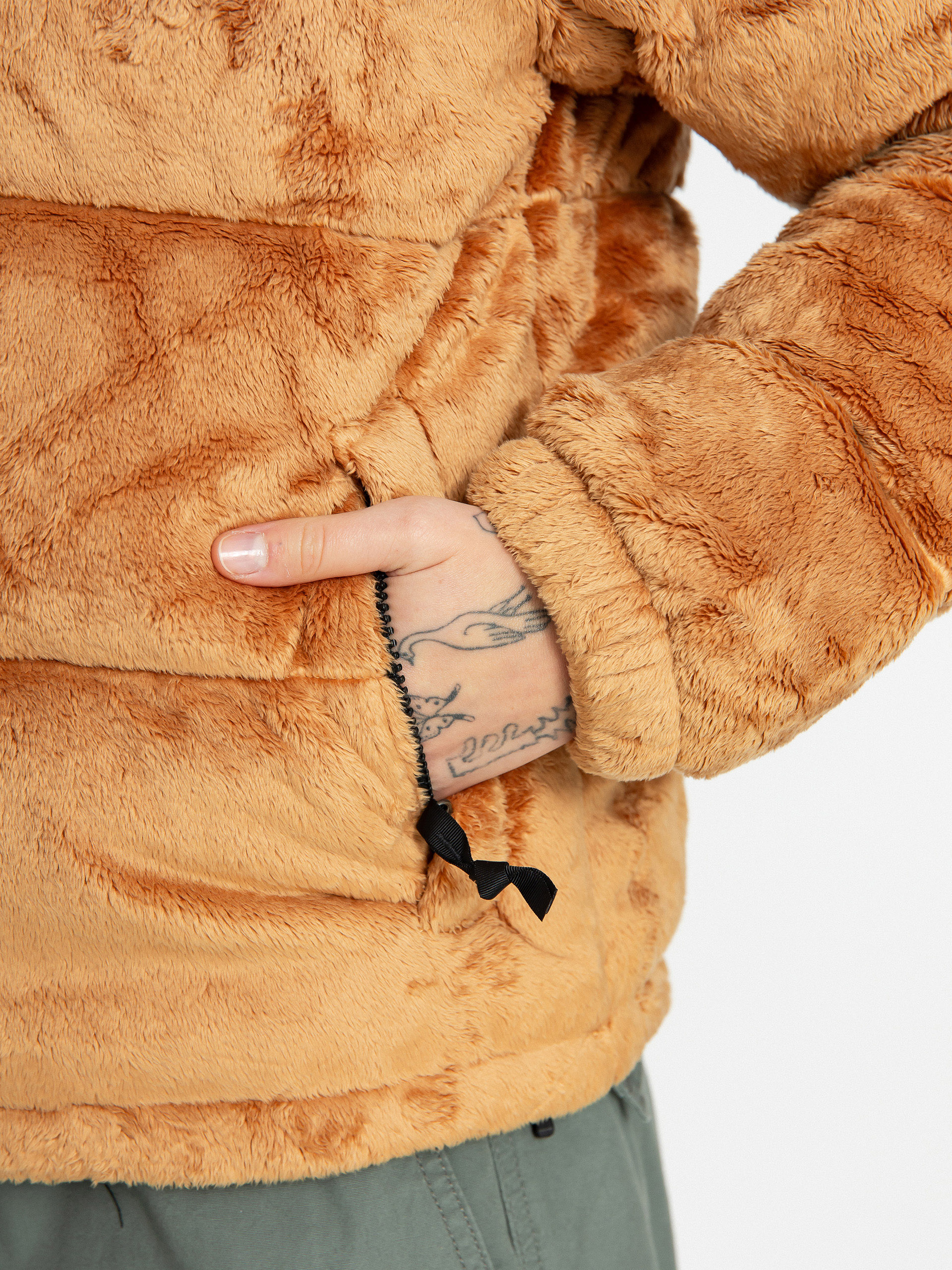 The North Face Versa Velour Nuptse Dzseki Wmn (almond butter)