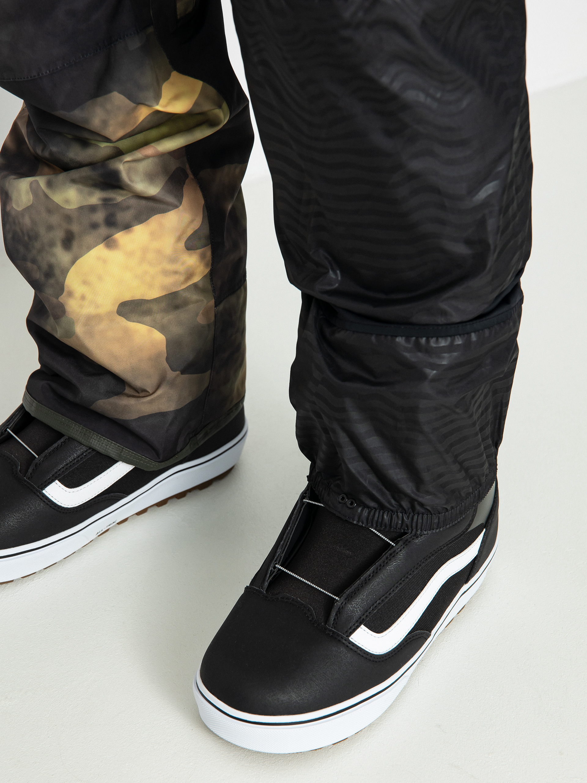 Férfi Volcom L Gore Tex Snowboard nadrág (camouflage)