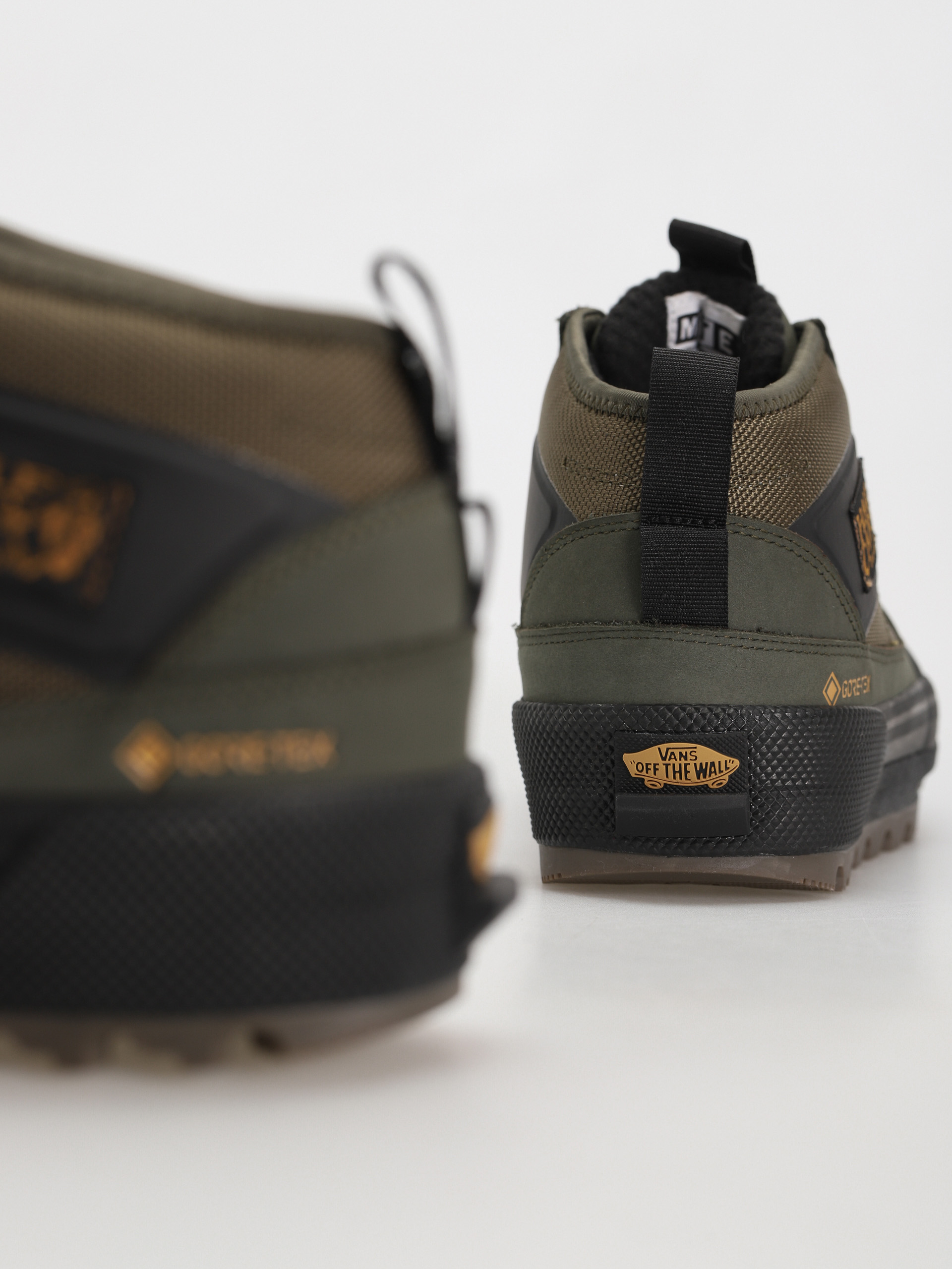 Vans Half Cab Gore Tex MTE 3 Cipők (grape leaf/black)