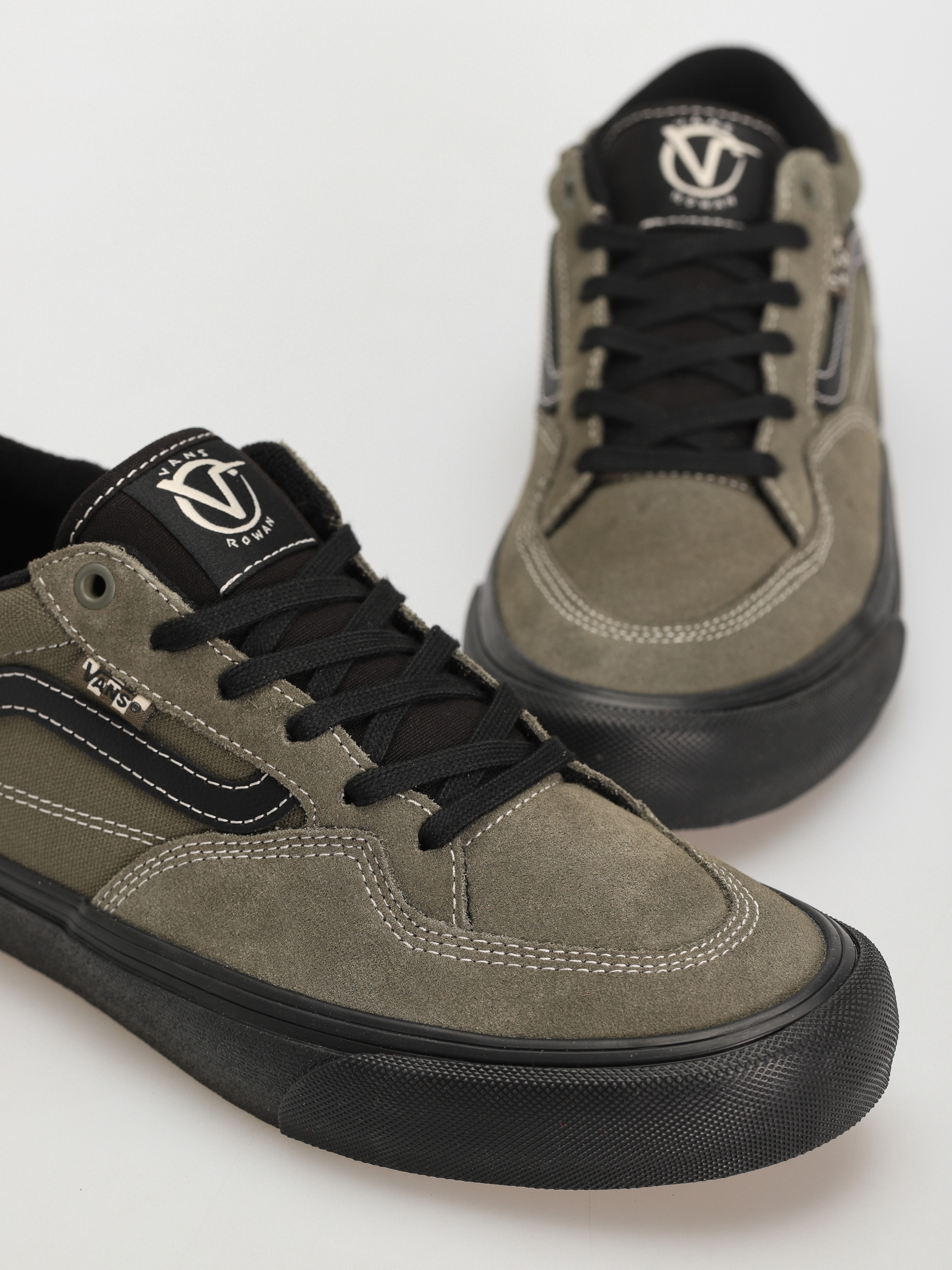 Vans Rowan Cipők (olive/black)