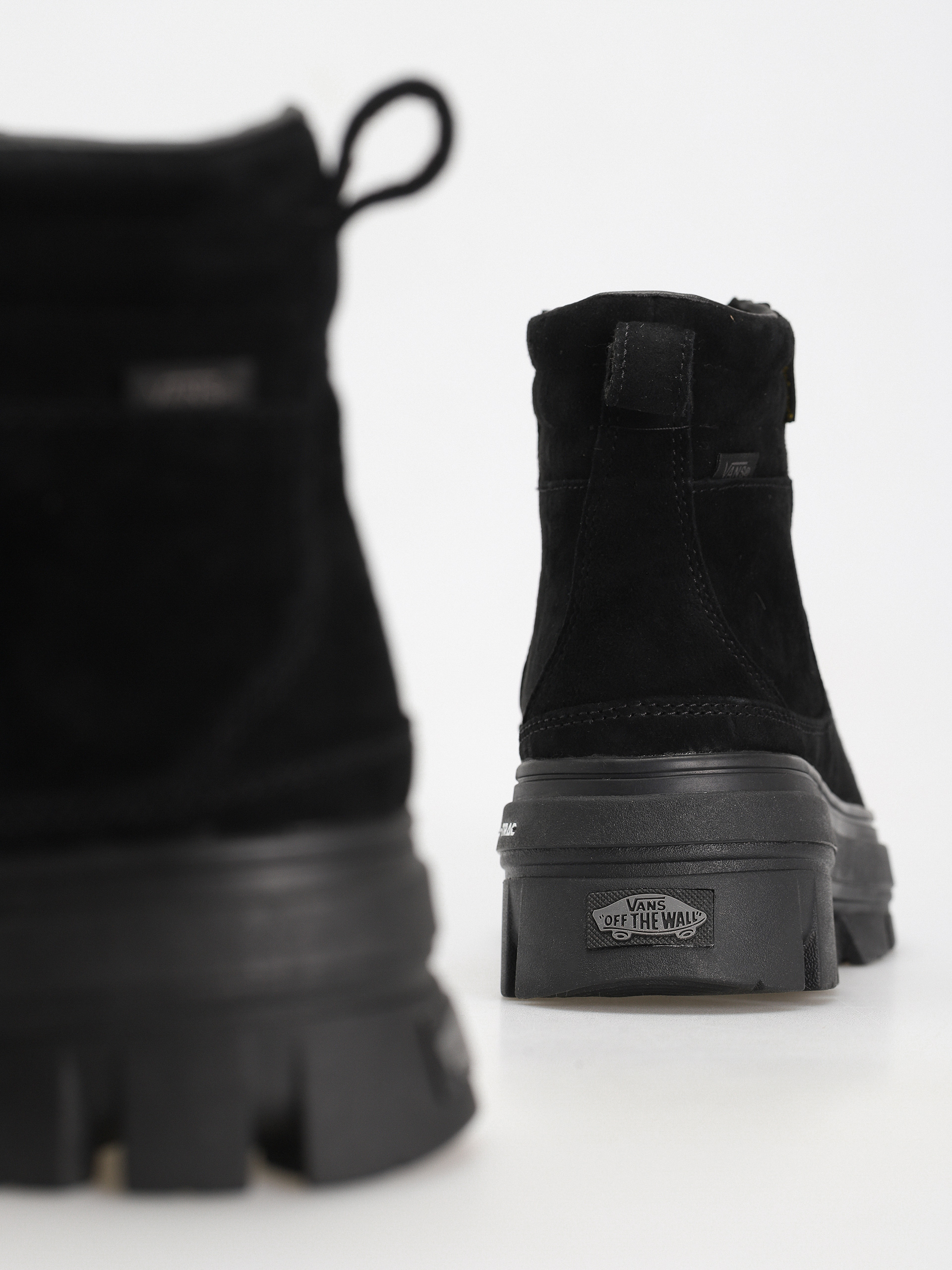 Vans Colfax Elevate MTE 2 Cipők (leather black/black)