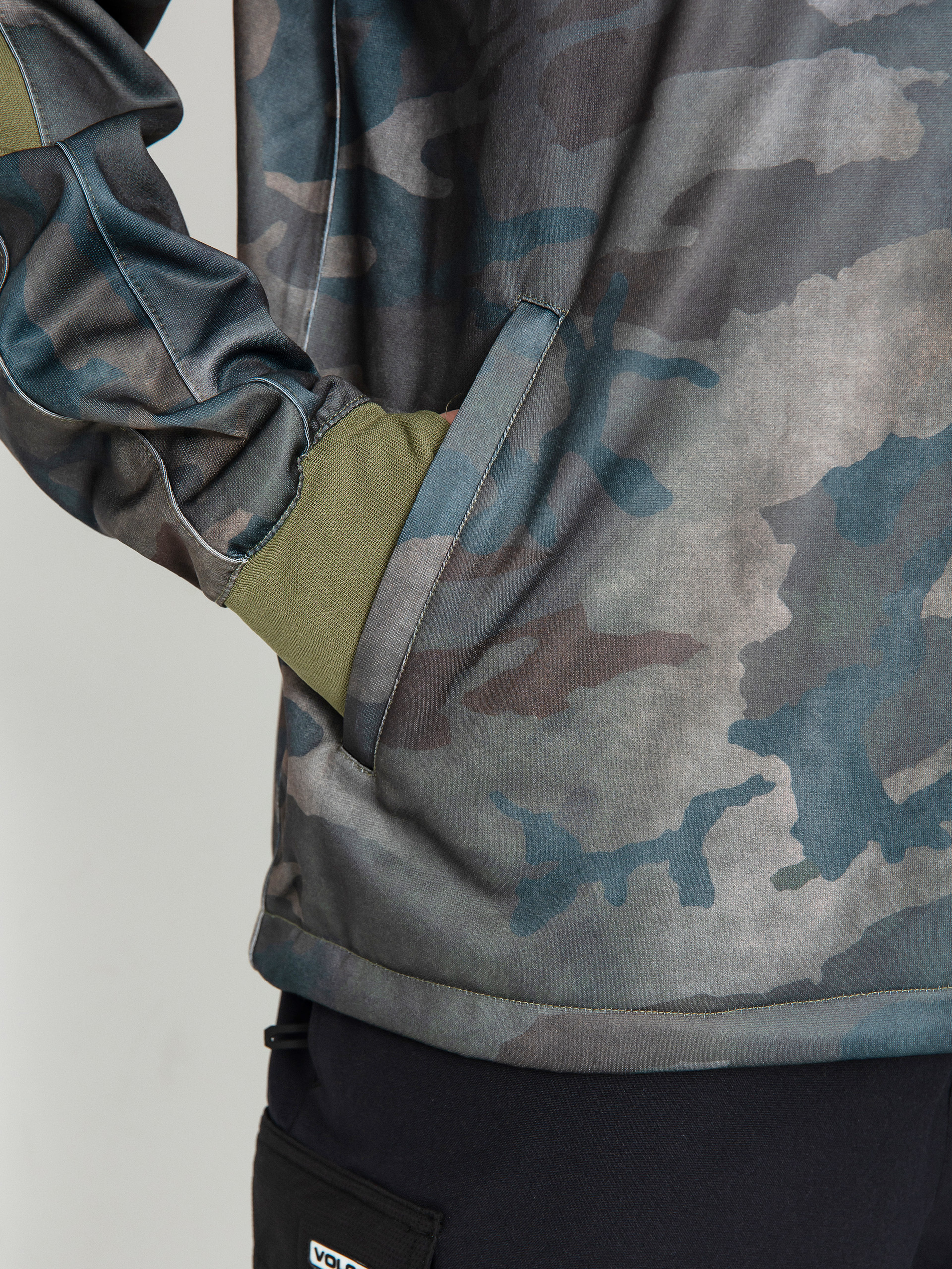 Férfi Volcom Hydro Riding Crew Thermo pulóver (cloudwash camo)