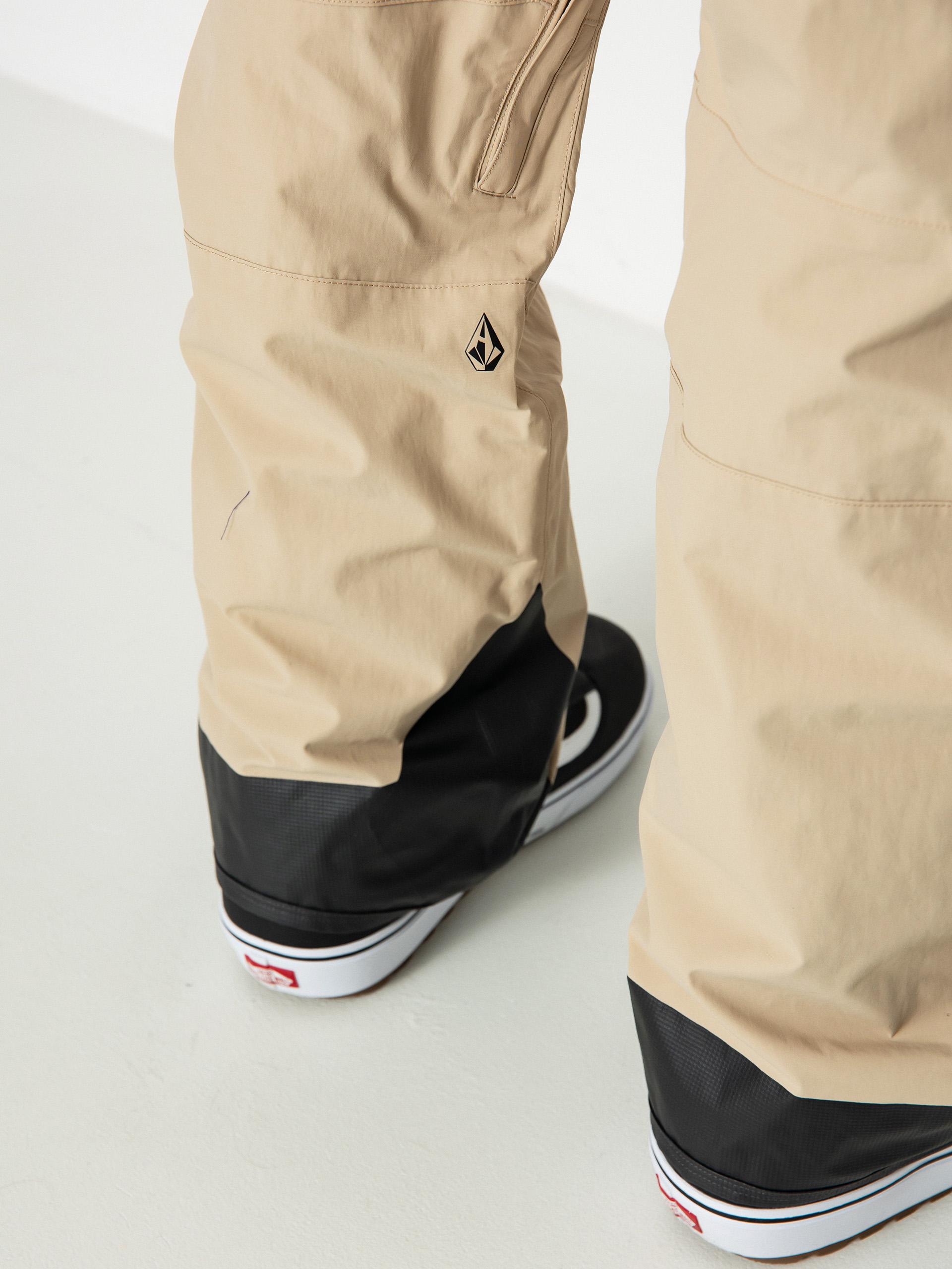 Férfi Volcom Rain Gore Tex Bib Overall Snowboard nadrág (khakiest)