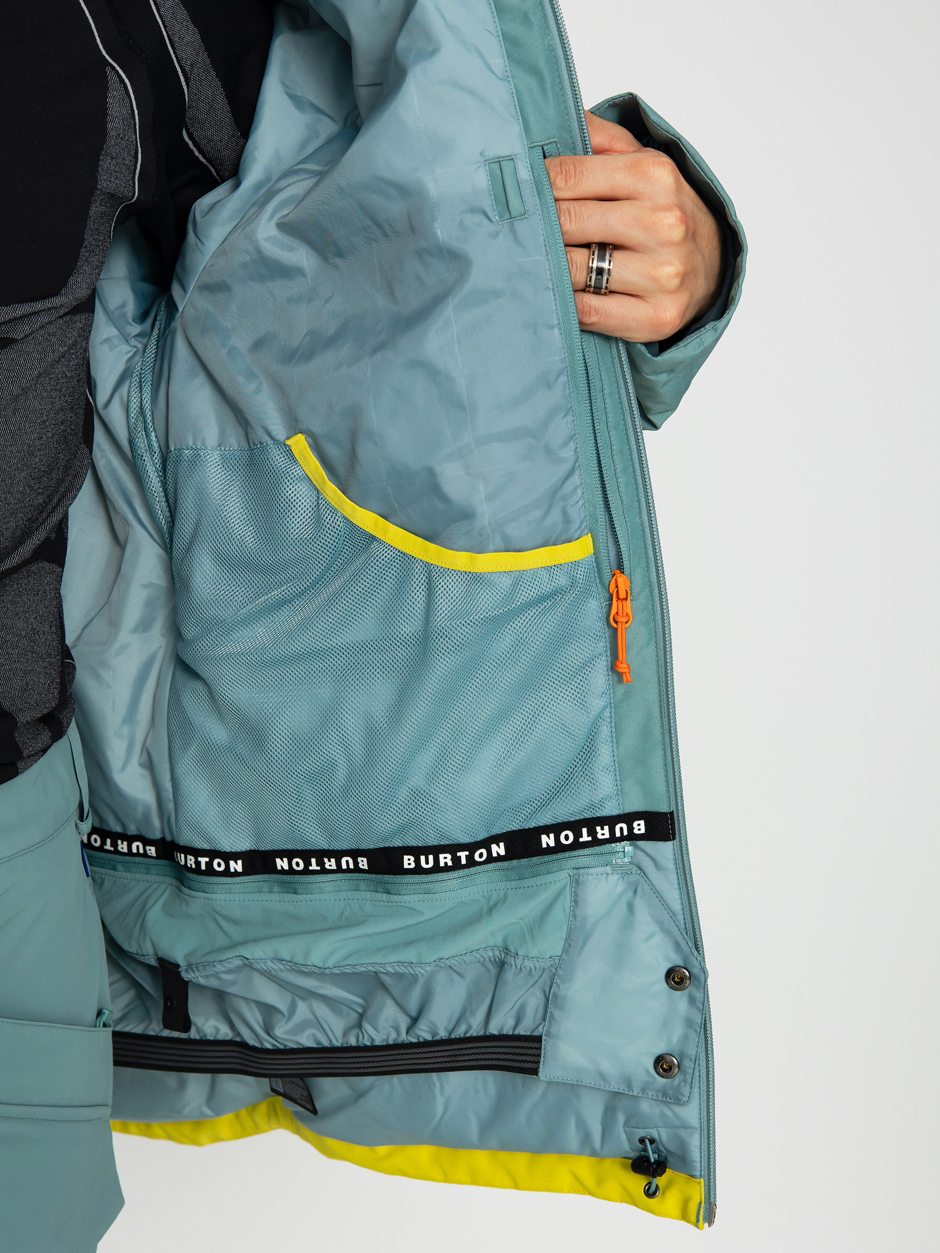 Férfi Burton Pillowline Gore‑Tex 2L Snowboard dzseki (rock lichen/powder blush/sulfur)