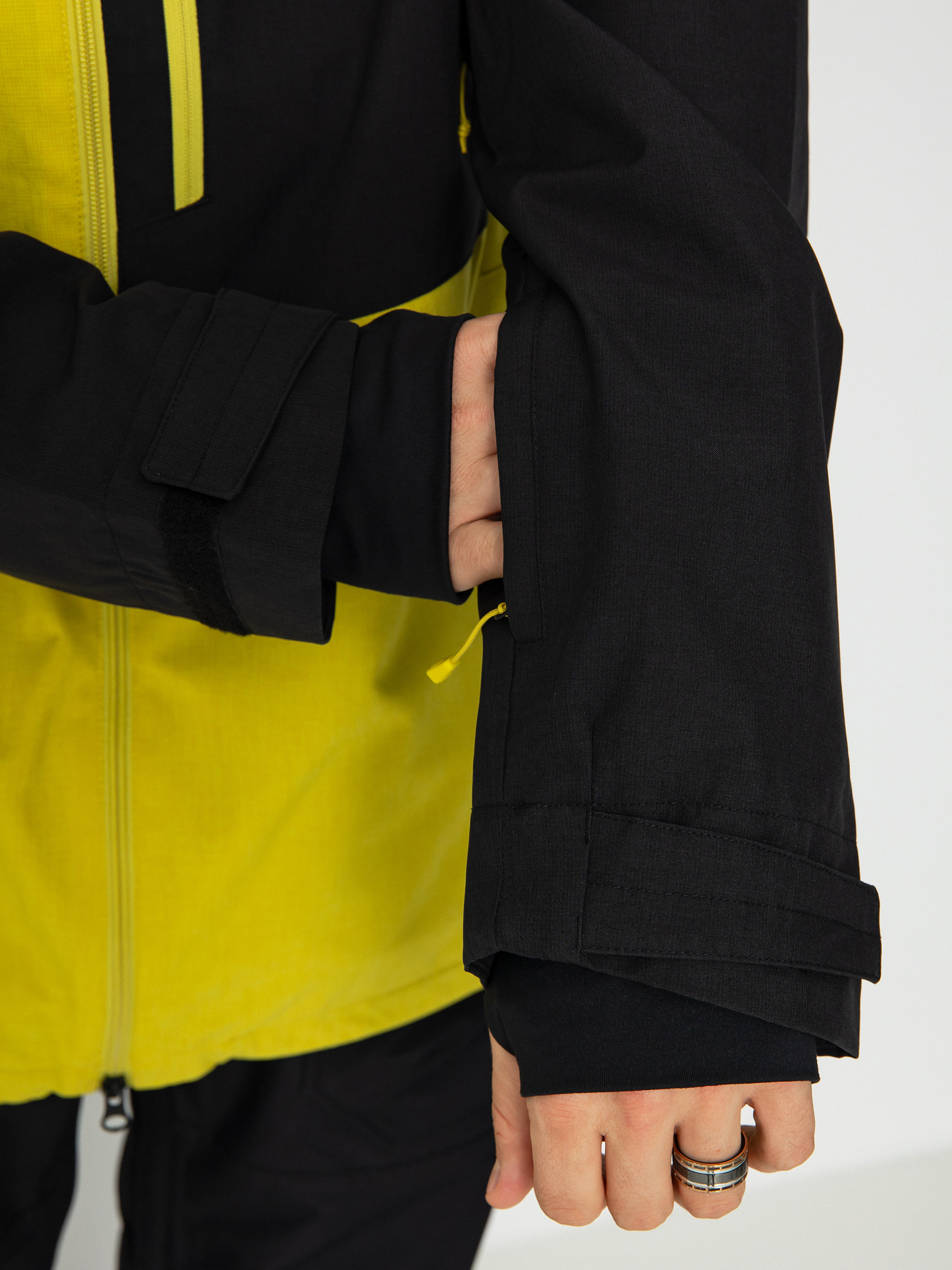 Férfi Burton Lodgepole Snowboard dzseki (true black/sulfur)