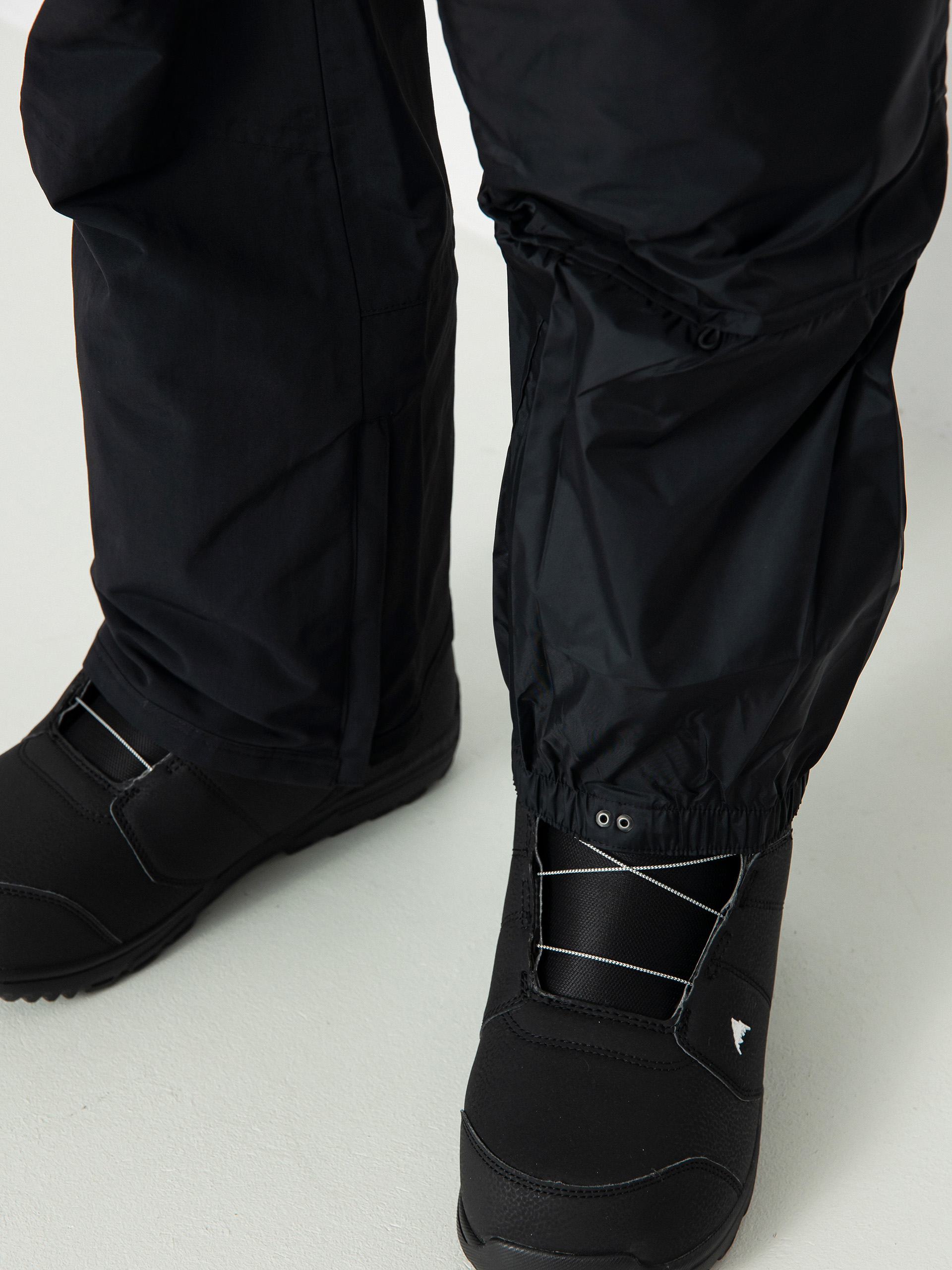 Férfi Burton Covert 2.0 Snowboard nadrág (true black)