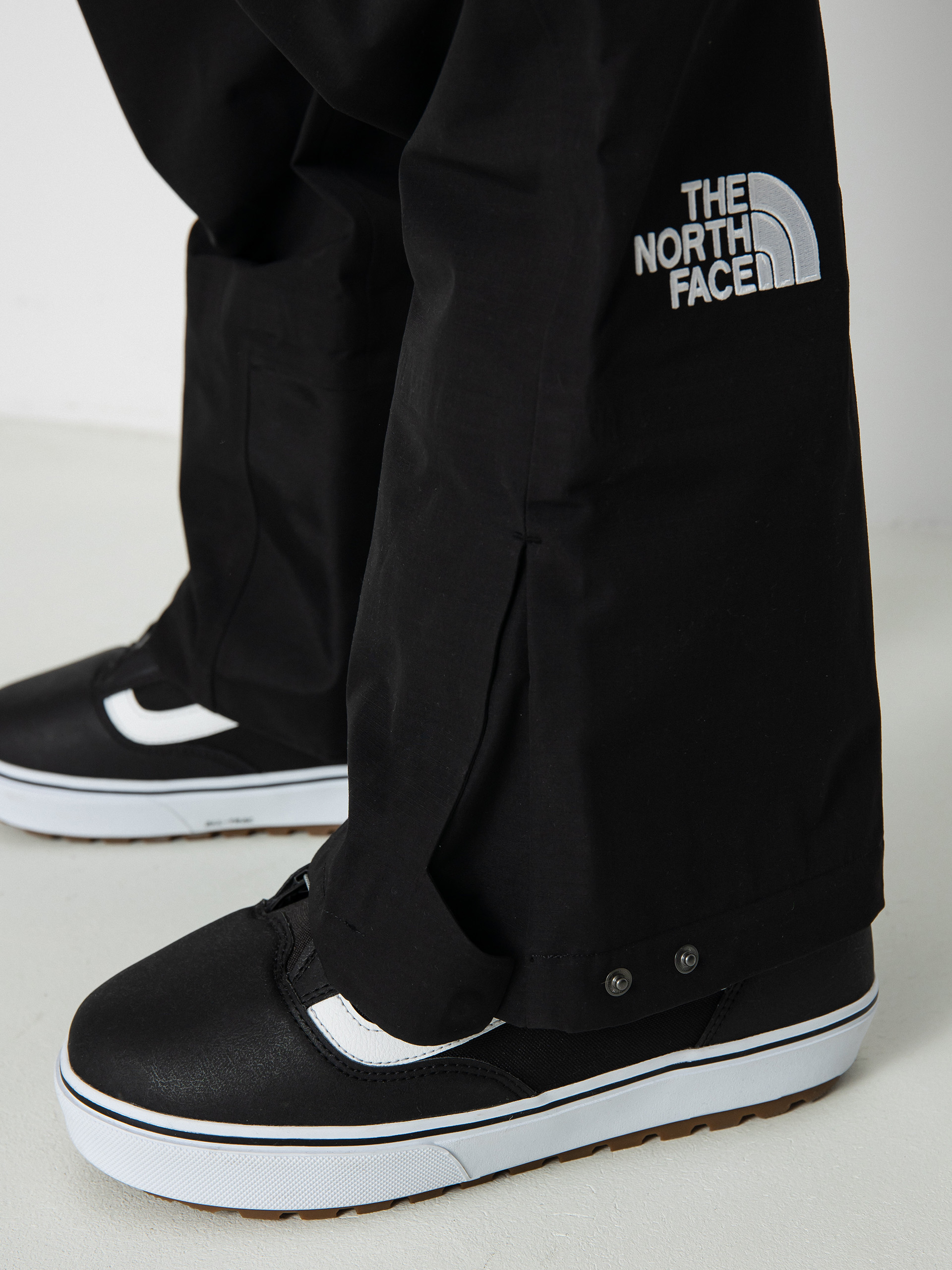 Férfi The North Face Dragline Bib Snowboard nadrág (tnf black)