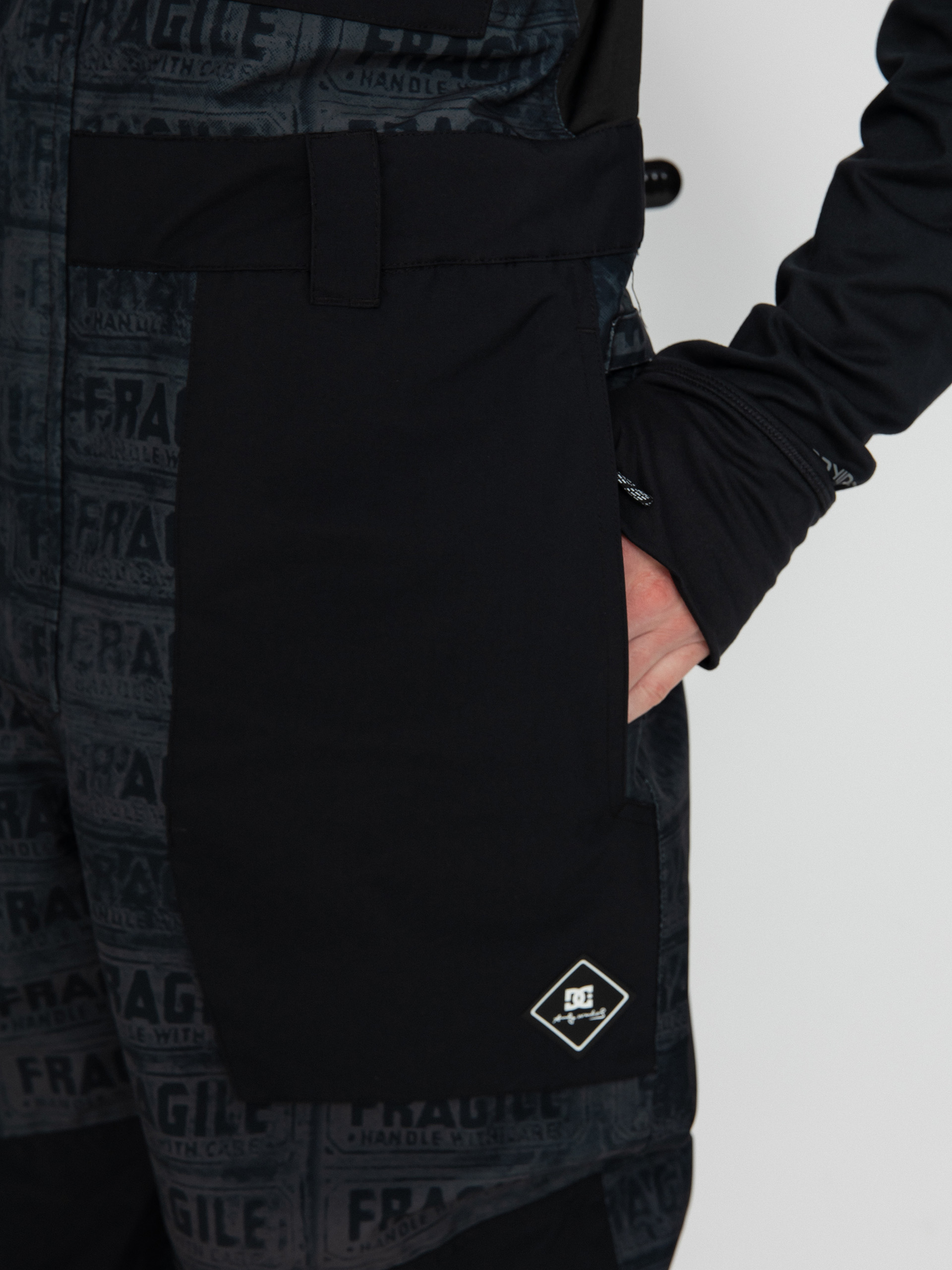 Férfi DC Aw Shadow Bib Snowboard nadrág (black fragile)