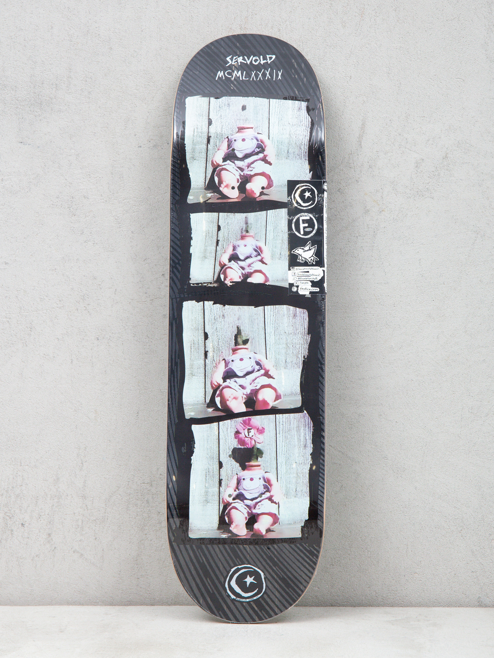 Foundation Servold Doll Head Gördeszka lap (black)