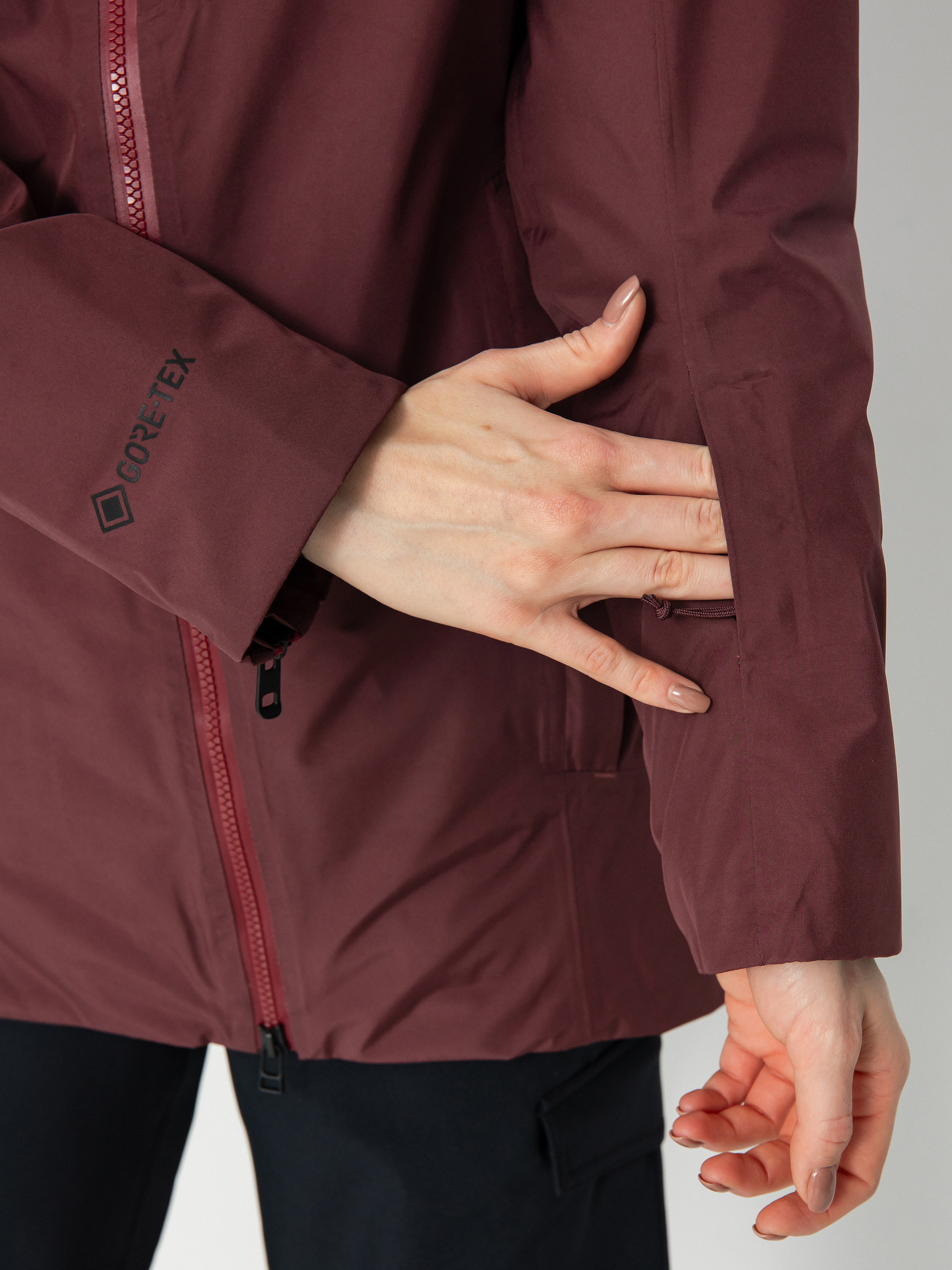 Női Burton Pillowline Gore Tex Snowboard dzseki (almandine)