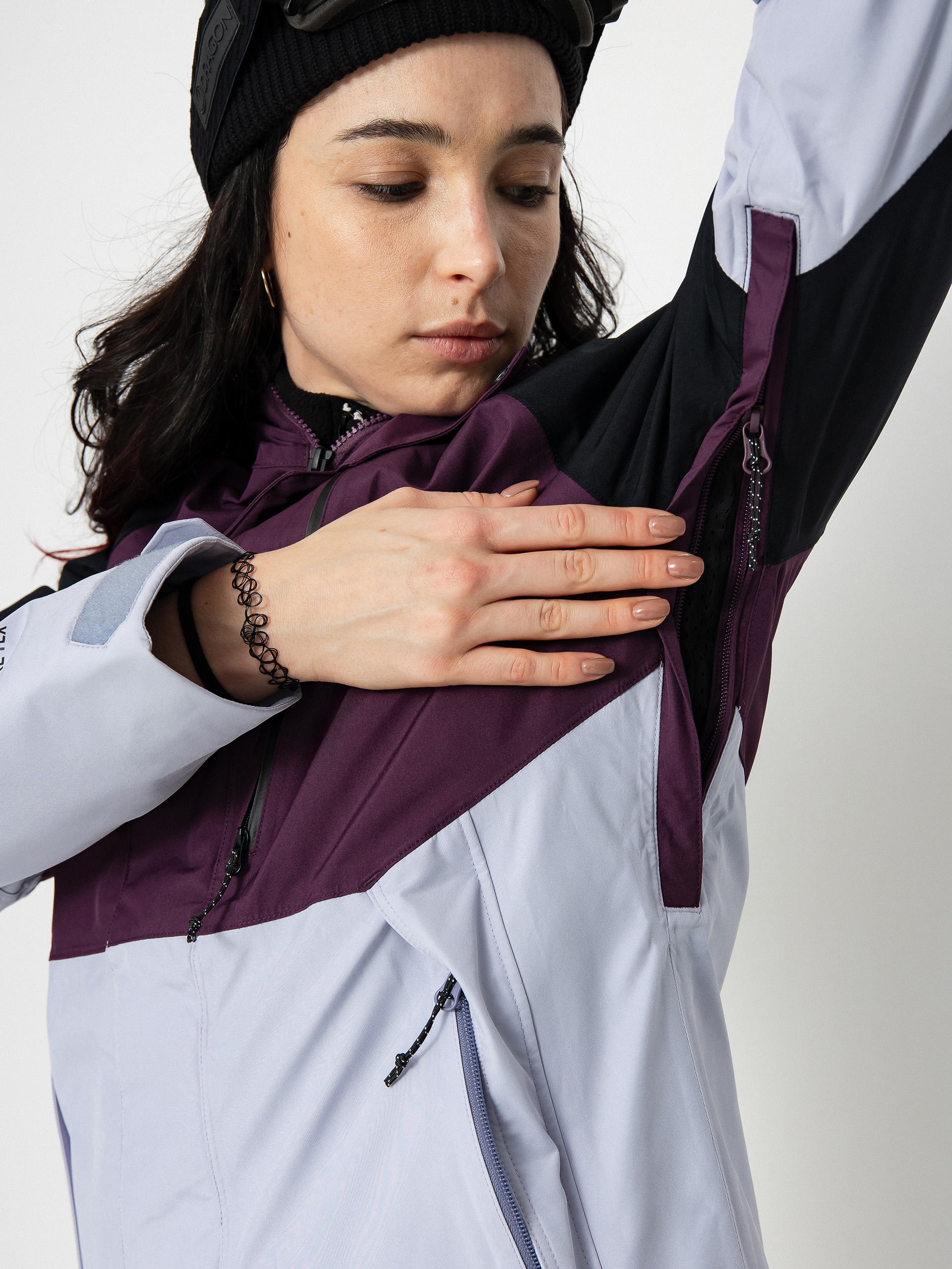 Női Volcom V.Co Aris Ins Gore Snowboard dzseki (blackberry)