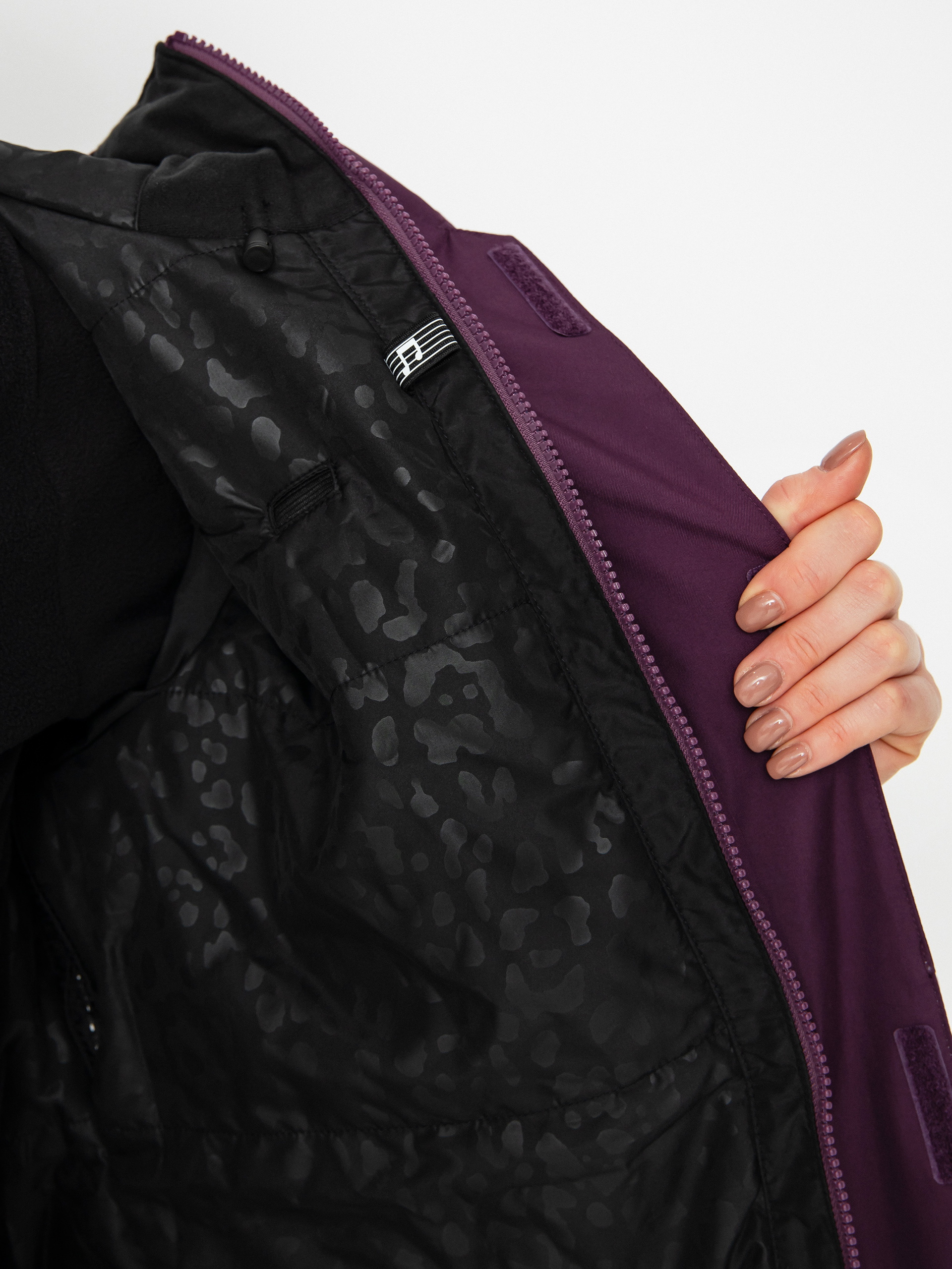 Női Volcom V.Co Aris Ins Gore Snowboard dzseki (blackberry)