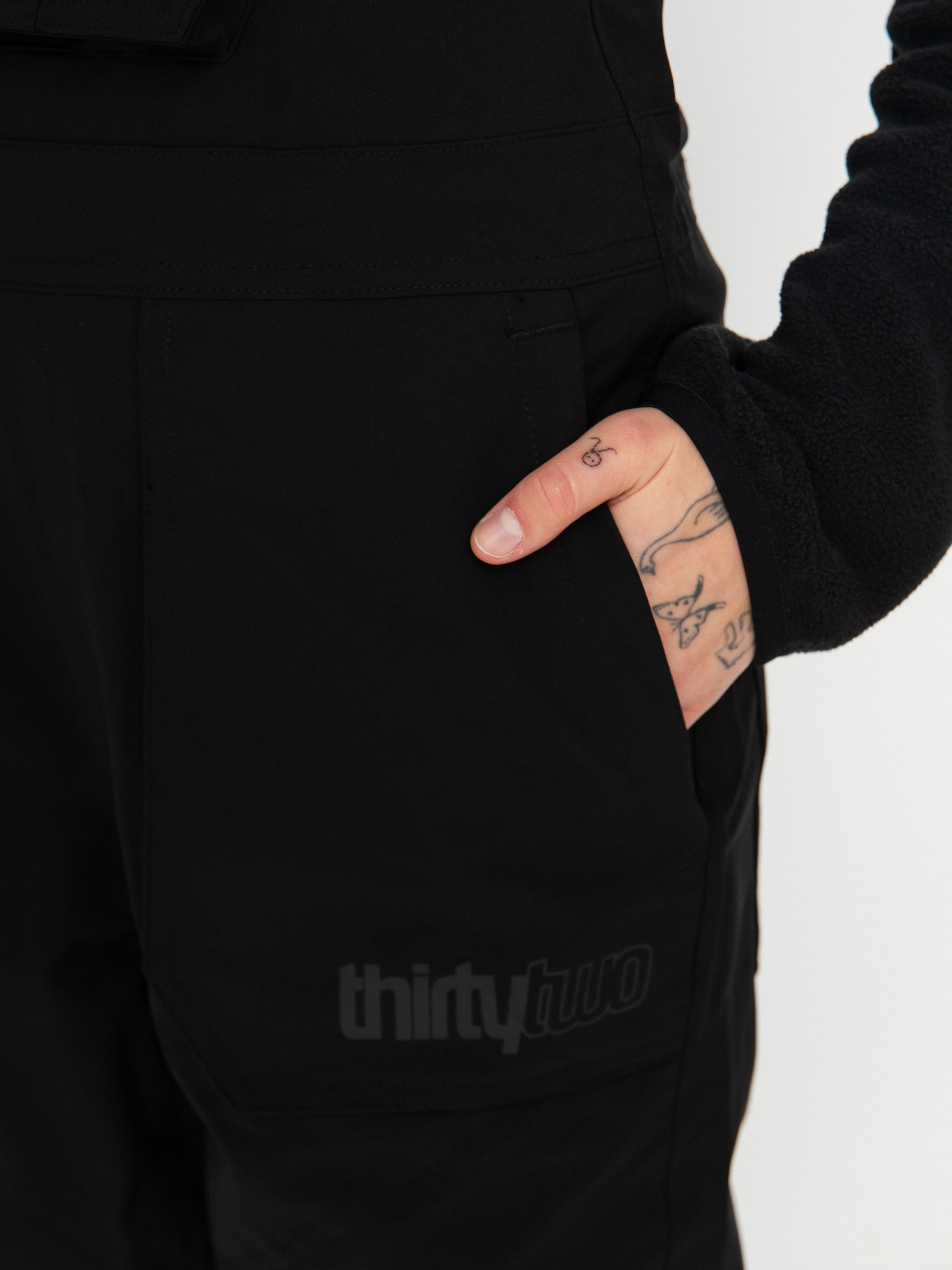 Női ThirtyTwo Basement Bib Snowboard nadrág (black)