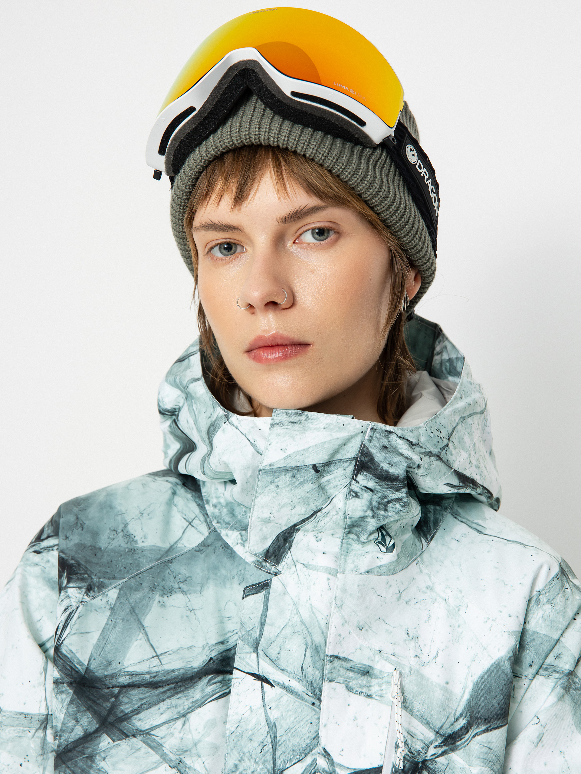 Női Volcom V.Co Aris Ins Gore Snowboard dzseki (white ice)